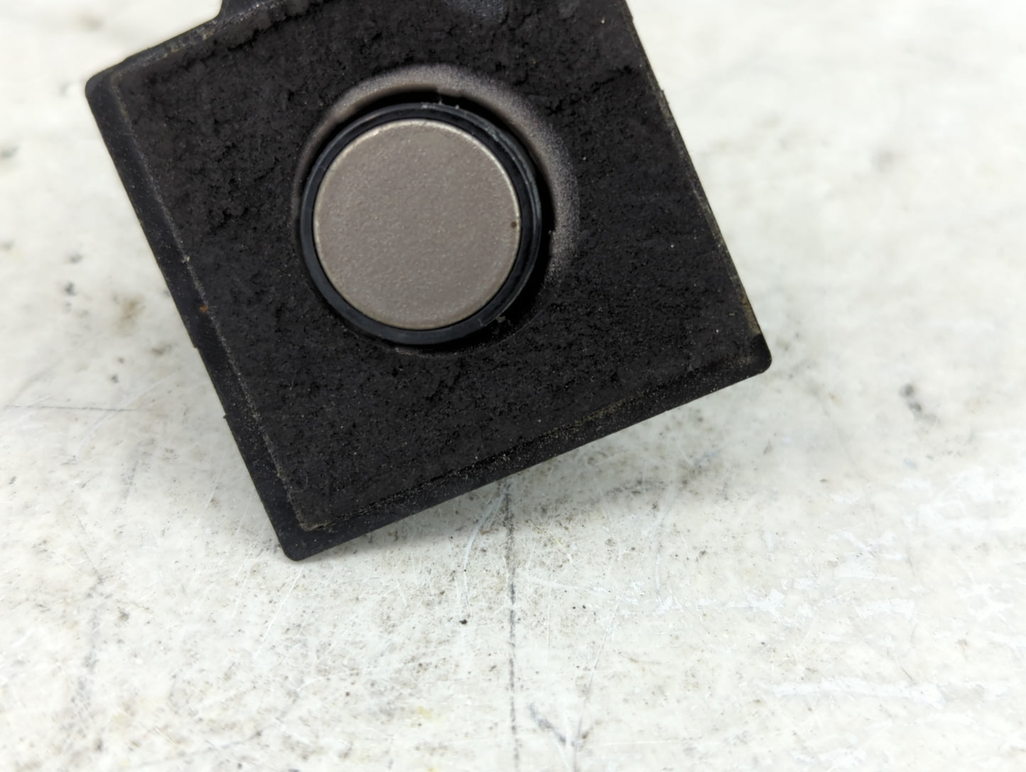2015 Bmw 528i Front Park Assist Sensor Black 1457029 - Oemusedautoparts1.com
