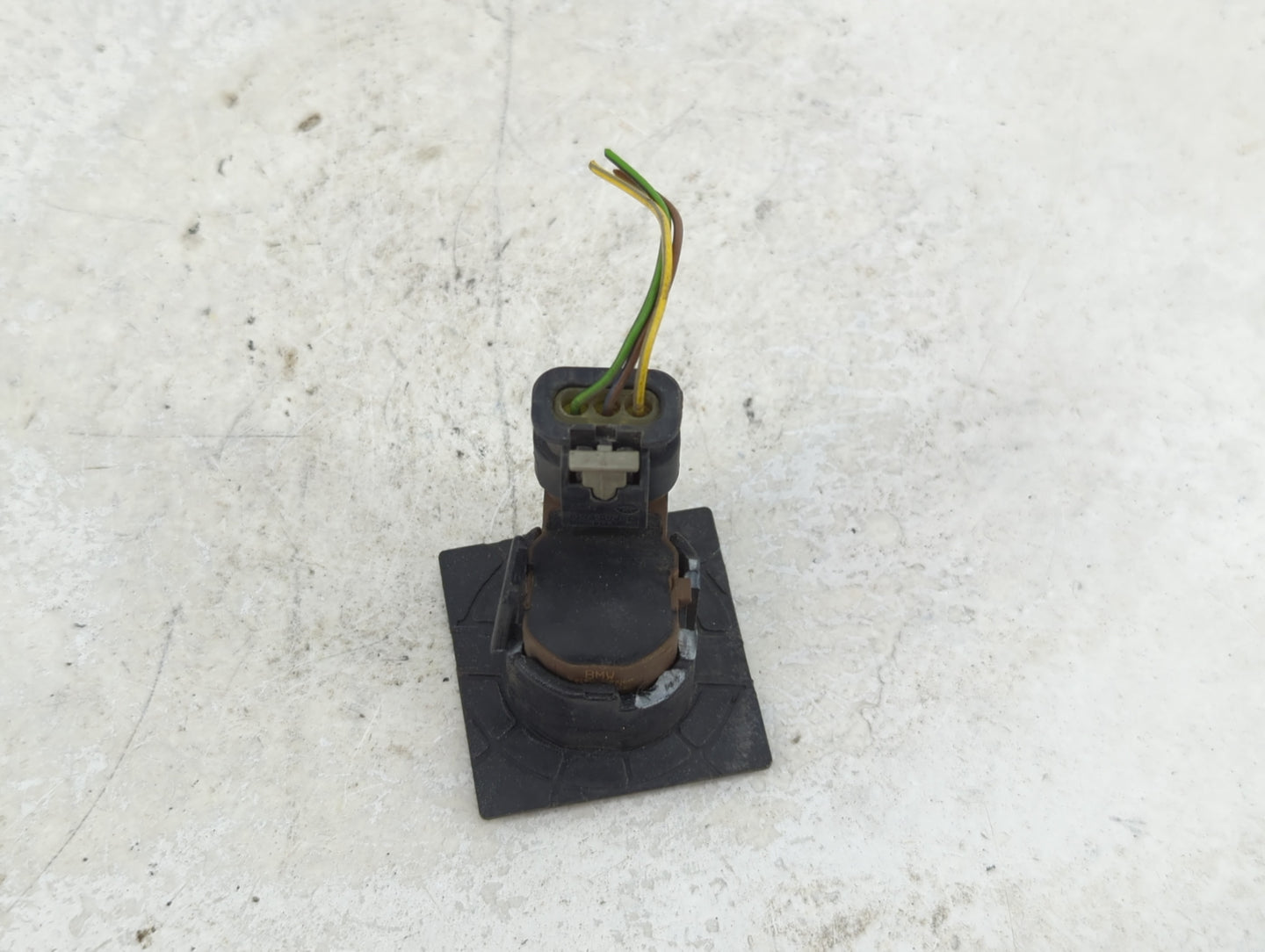 2015 Bmw 528i Front Park Assist Sensor Black 1457029 - Oemusedautoparts1.com