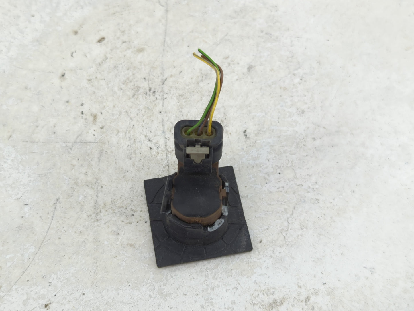 2015 Bmw 528i Front Park Assist Sensor Black 1457029 - Oemusedautoparts1.com