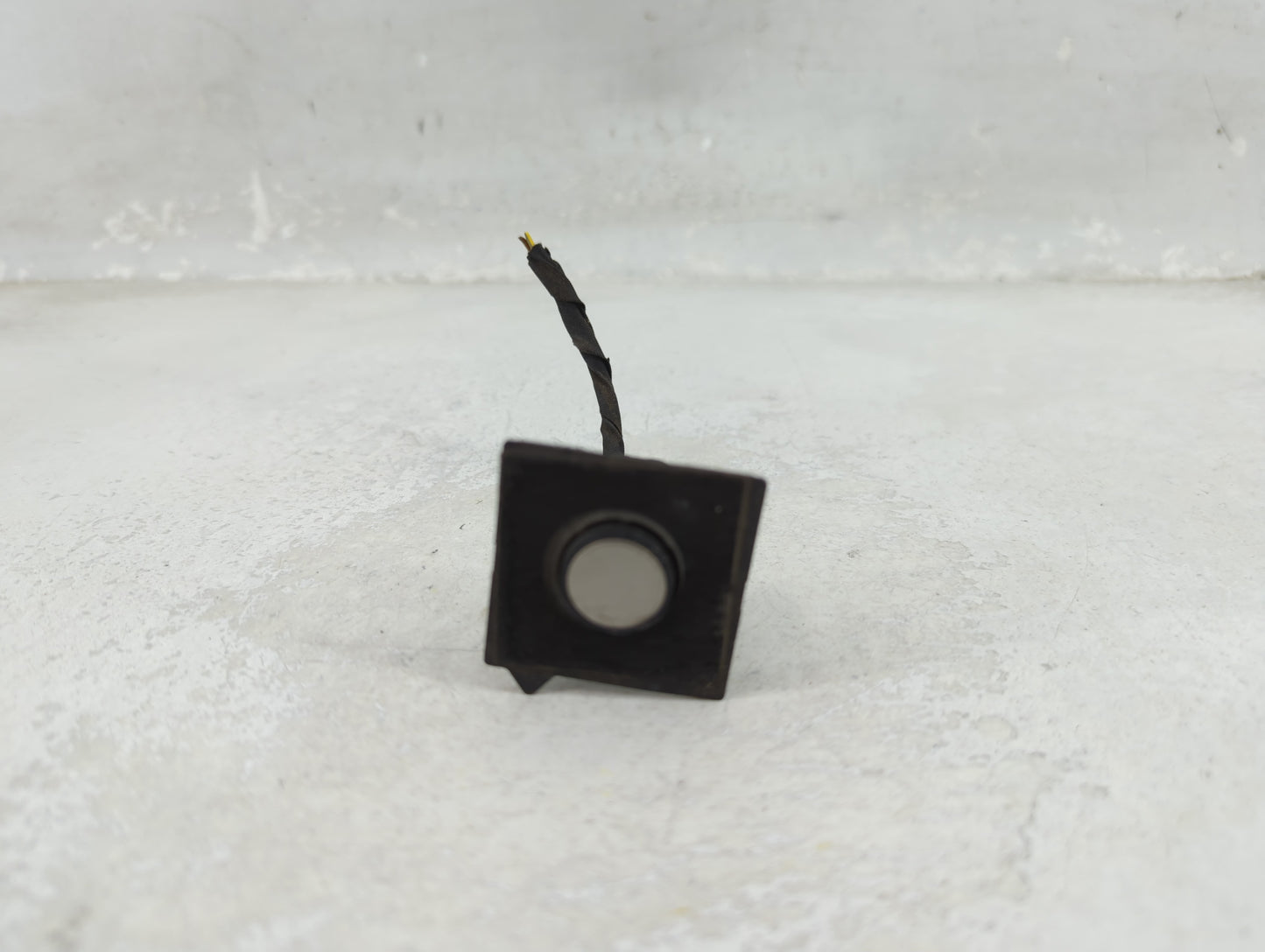 2015 Bmw 528i Front Park Assist Sensor Black - Oemusedautoparts1.com