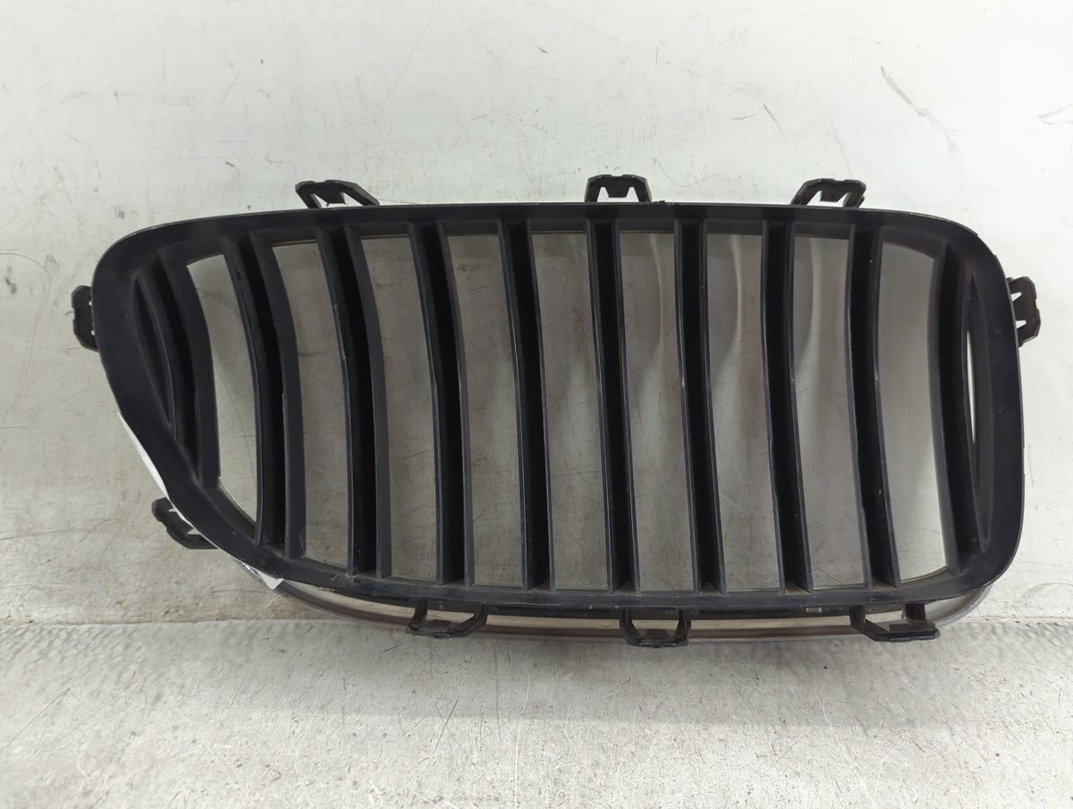 2014-2016 Bmw 528i Front Grille Bumper Not Included 1459552 - Oemusedautoparts1.com