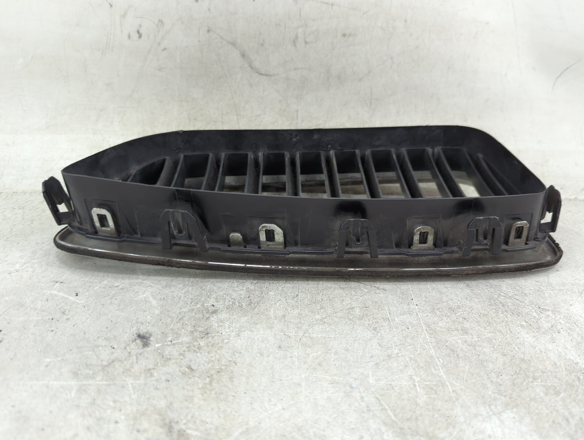 2014-2016 Bmw 528i Front Grille Bumper Not Included 1459798 - Oemusedautoparts1.com