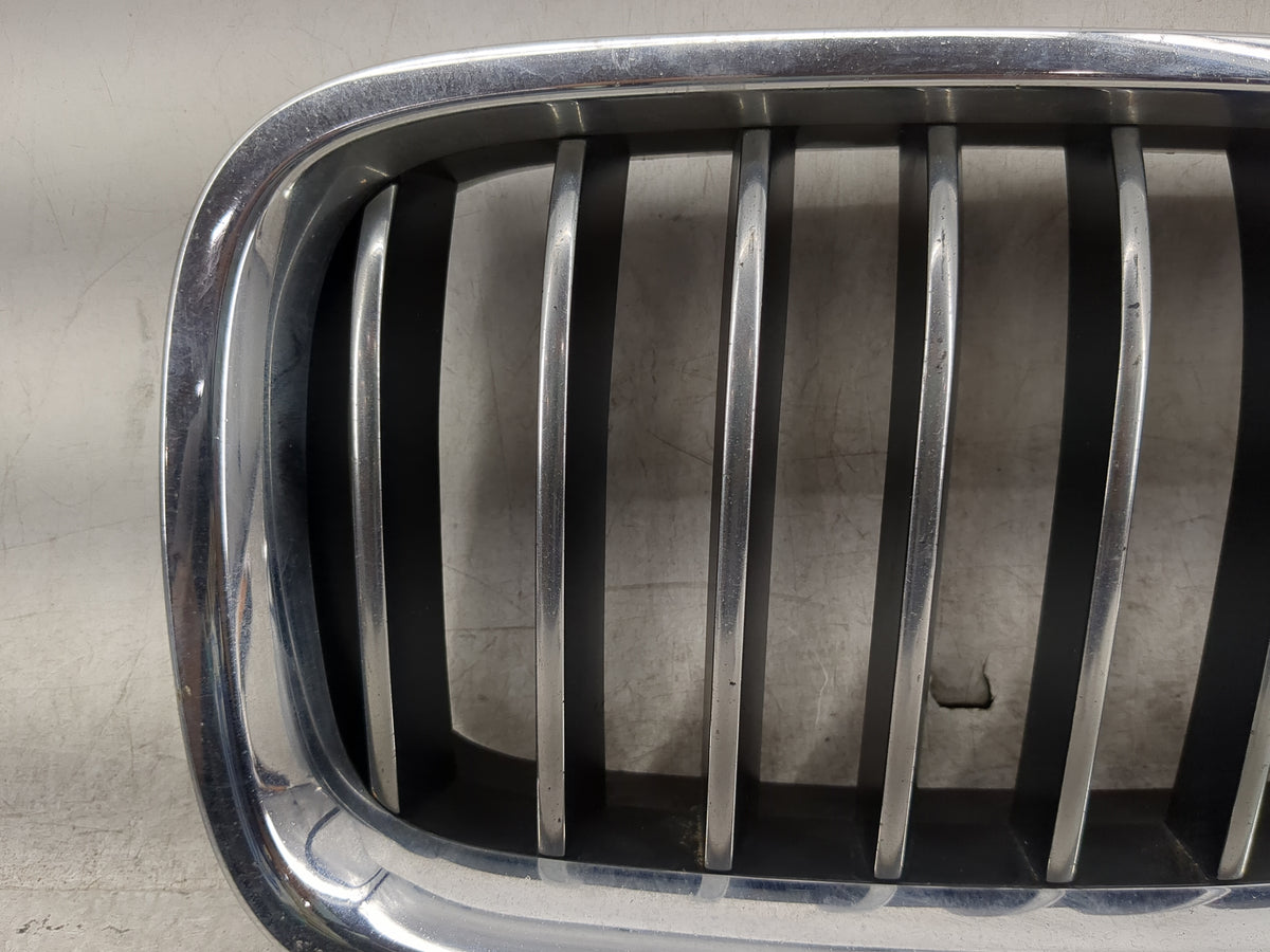 2014-2016 Bmw 535i Front Grille Bumper Not Included 1459946 - Oemusedautoparts1.com