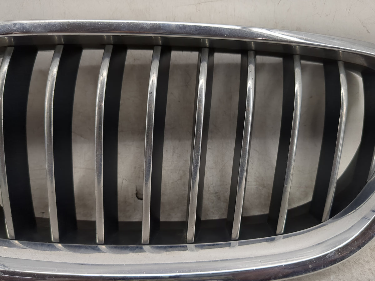 2014-2016 Bmw 535i Front Grille Bumper Not Included 1459946 - Oemusedautoparts1.com