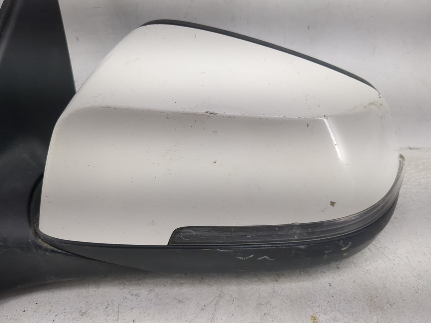 2014-2016 Bmw 528i Driver Side View Mirror - Left Door Mirror OEM Used - Oemusedautoparts1.com