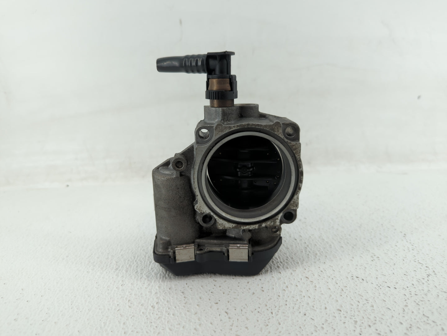 2012-2016 Bmw 528i Throttle Body P/N:1354 7588625-04 1354 7588625-03 Fits Fits 2012 2013 2014 2015 2016 2017 2018 OEM Used A