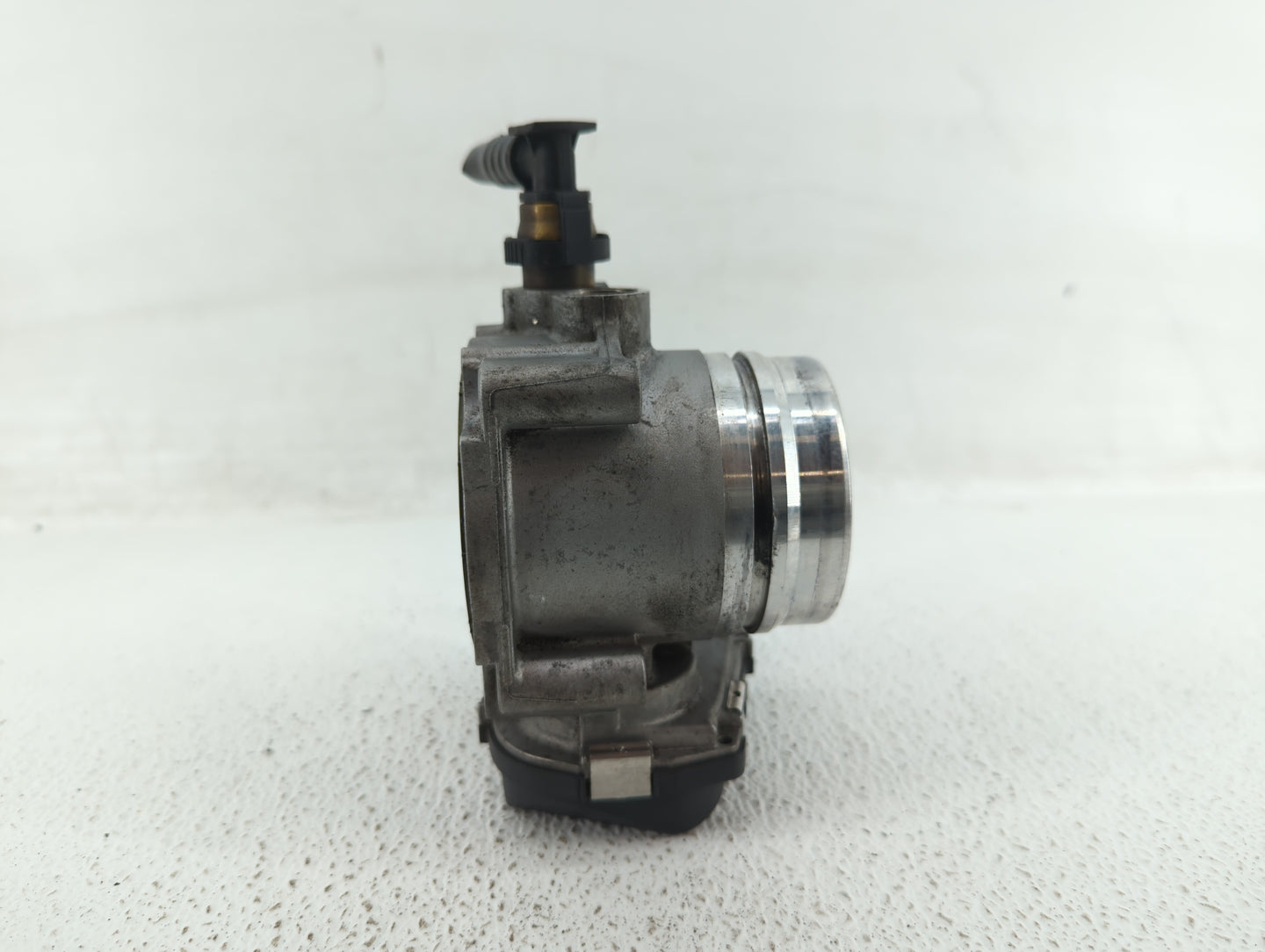 2012-2016 Bmw 528i Throttle Body P/N:1354 7588625-04 1354 7588625-03 Fits Fits 2012 2013 2014 2015 2016 2017 2018 OEM Used A
