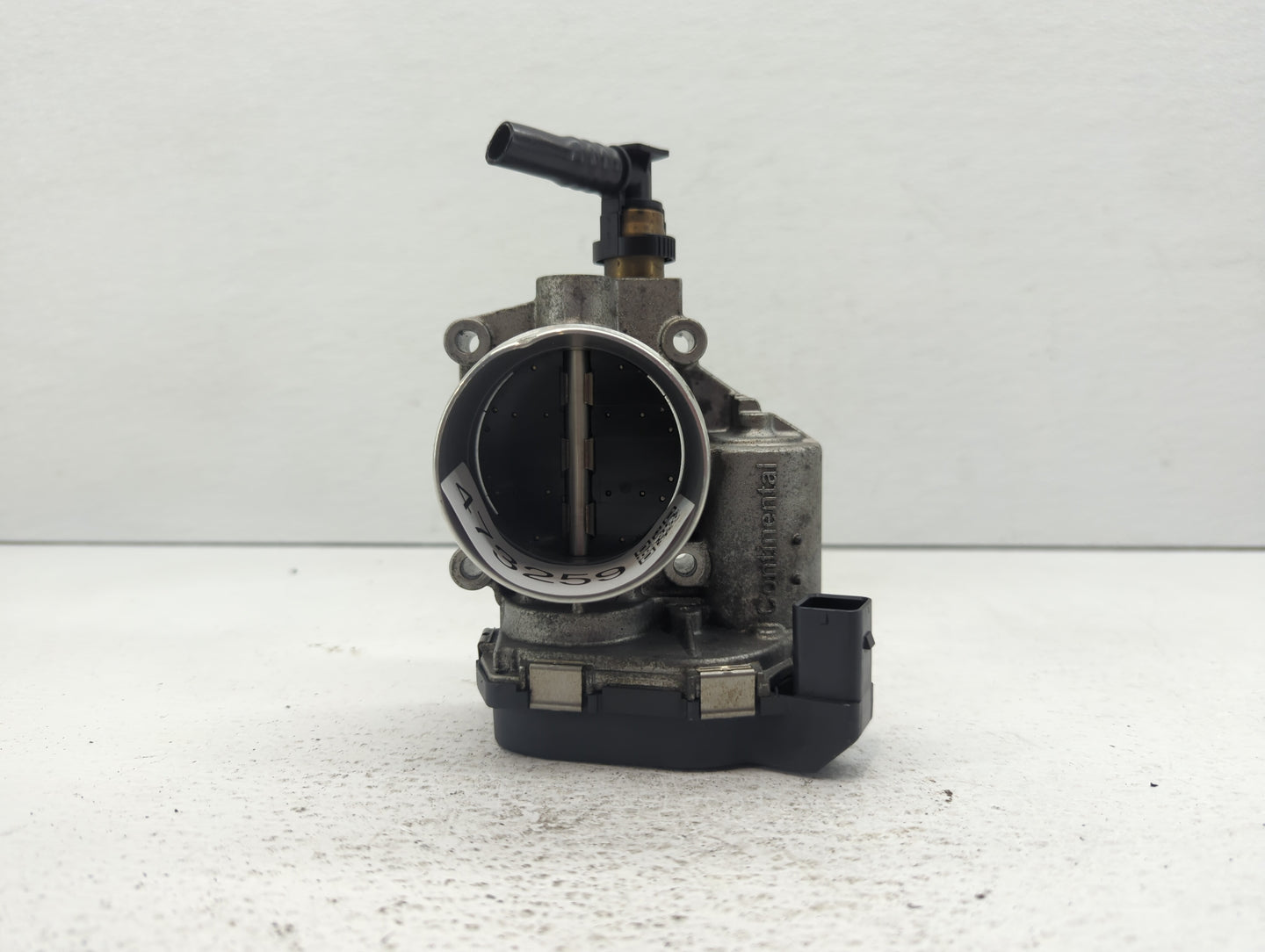 2012-2016 Bmw 528i Throttle Body P/N:1354 7588625-04 1354 7588625-03 Fits Fits 2012 2013 2014 2015 2016 2017 2018 OEM Used A