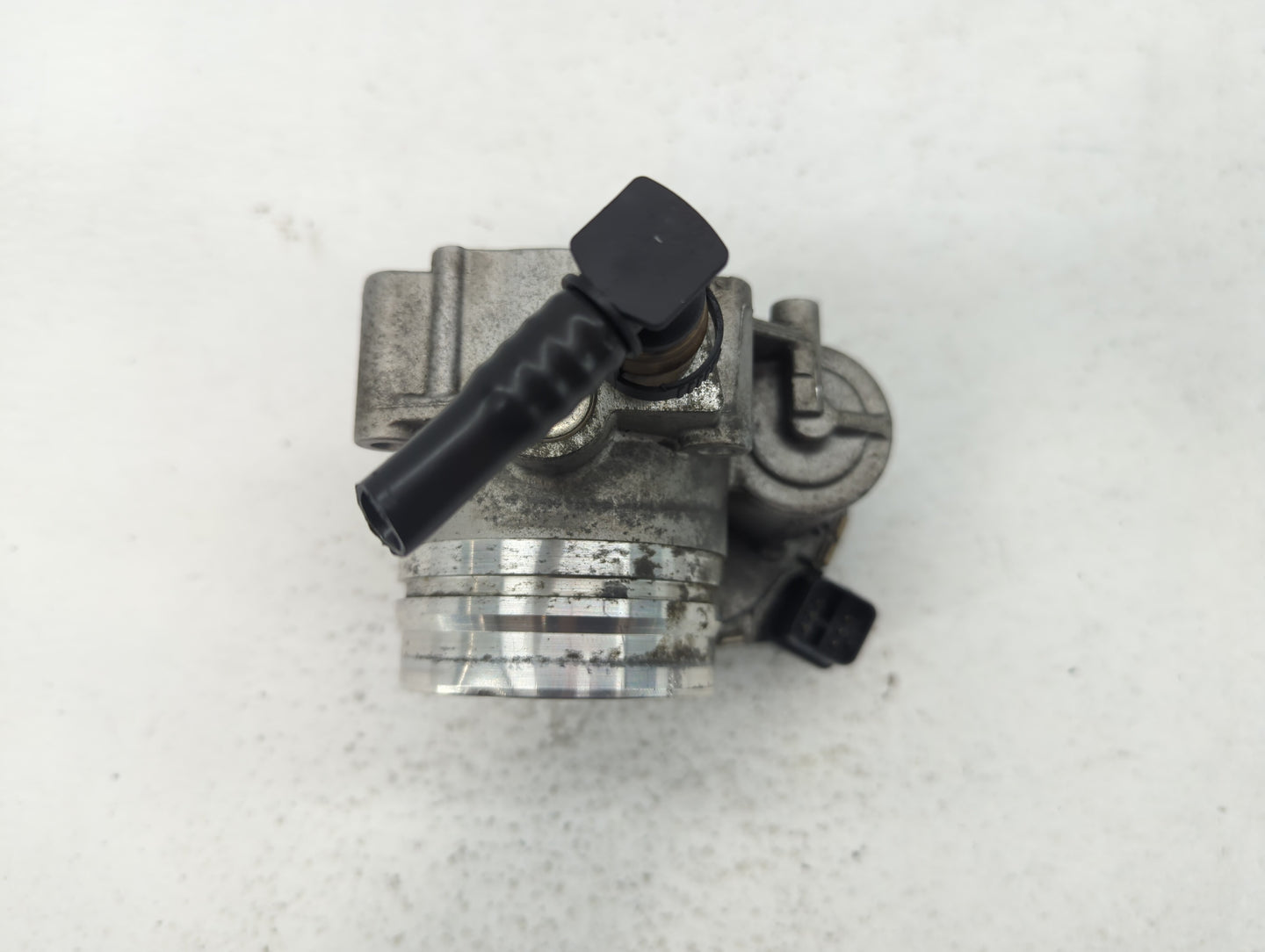 2012-2016 Bmw 528i Throttle Body P/N:1354 7588625-04 1354 7588625-03 Fits Fits 2012 2013 2014 2015 2016 2017 2018 OEM Used A