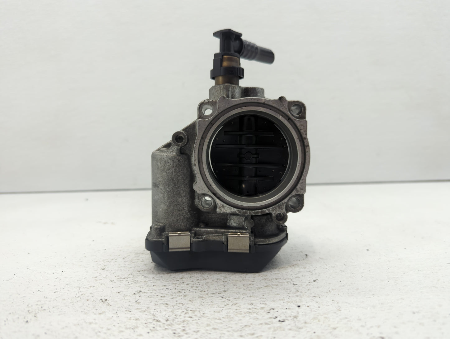 2012-2016 Bmw 528i Throttle Body P/N:1354 7588625-04 1354 7588625-03 Fits Fits 2012 2013 2014 2015 2016 2017 2018 OEM Used A