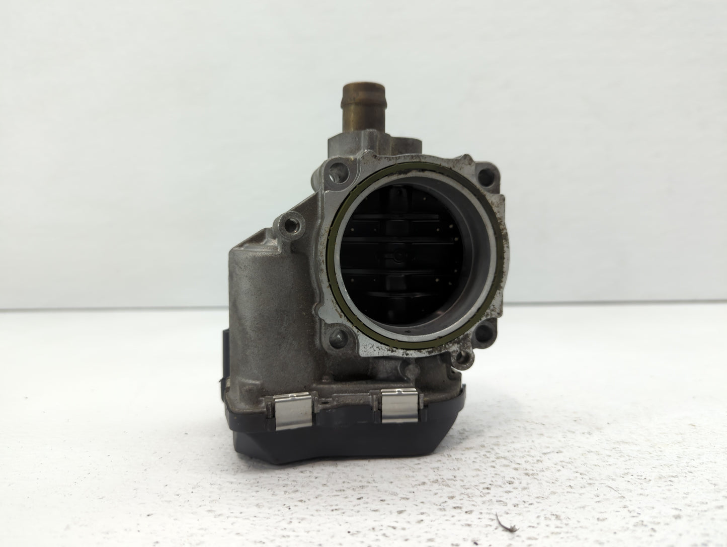 2012-2016 Bmw 528i Throttle Body P/N:1354 7588625-04 1354 7588625-03 Fits Fits 2012 2013 2014 2015 2016 2017 2018 OEM Used A