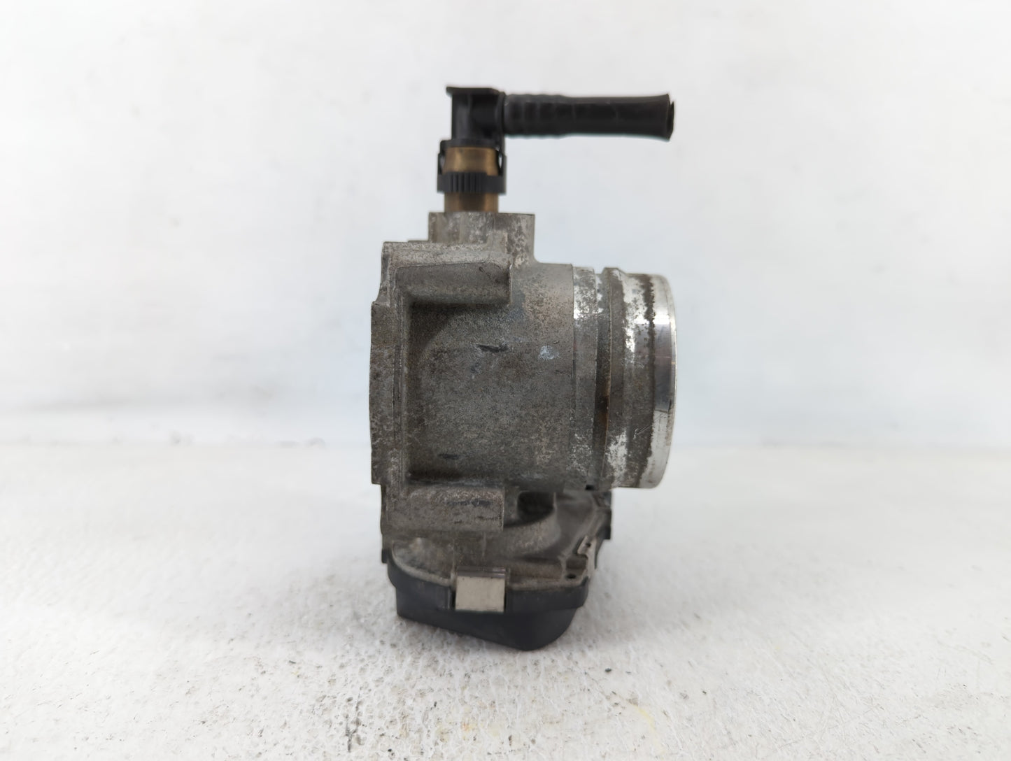 2012-2016 Bmw 528i Throttle Body P/N:1354 7588625-04 Fits Fits 2012 2013 2014 2015 2016 2017 2018 OEM Used Auto Parts - Oemu