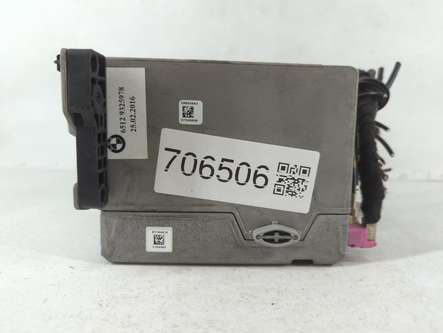 2015 Bmw 528i Radio AM FM Cd Player Receiver Replacement P/N:CI 9 351 682 01 Fits OEM Used Auto Parts - Oemusedautoparts1.co
