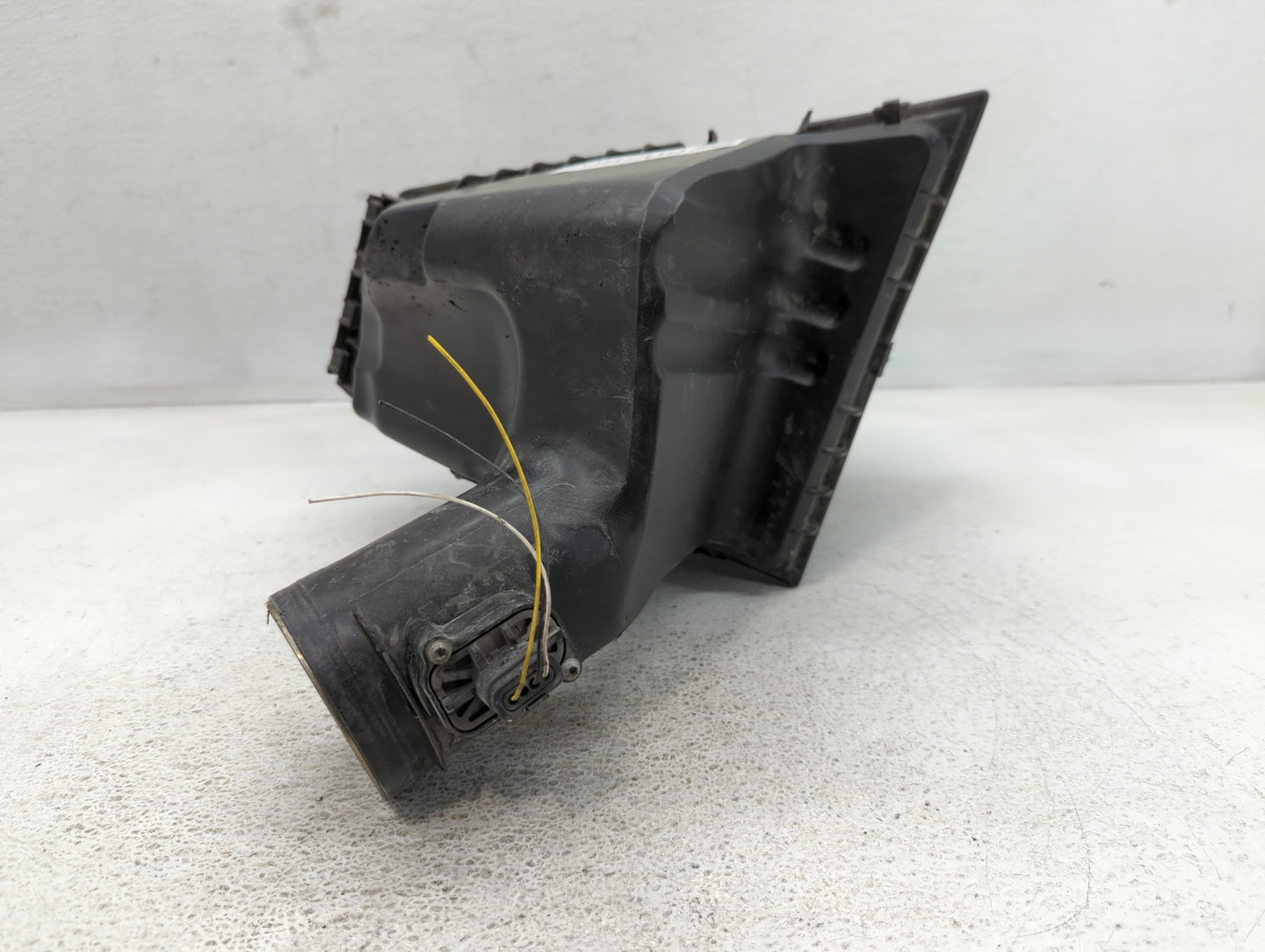 2012-2016 Bmw 528i Air Cleaner Intake-duct Hose Tube - Oemusedautoparts1.com