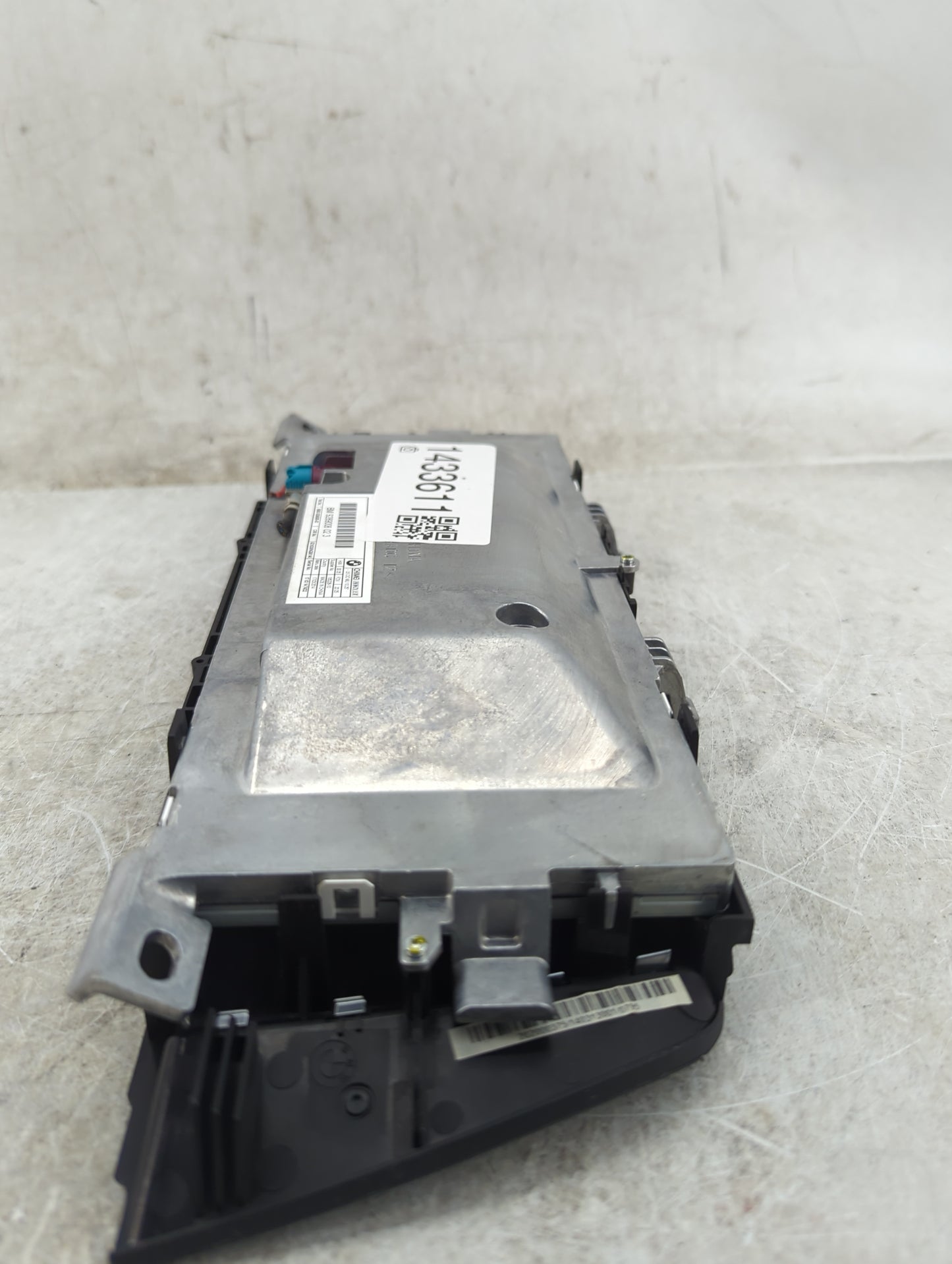 2011-2016 Bmw 535i Information Display Screen - Oemusedautoparts1.com