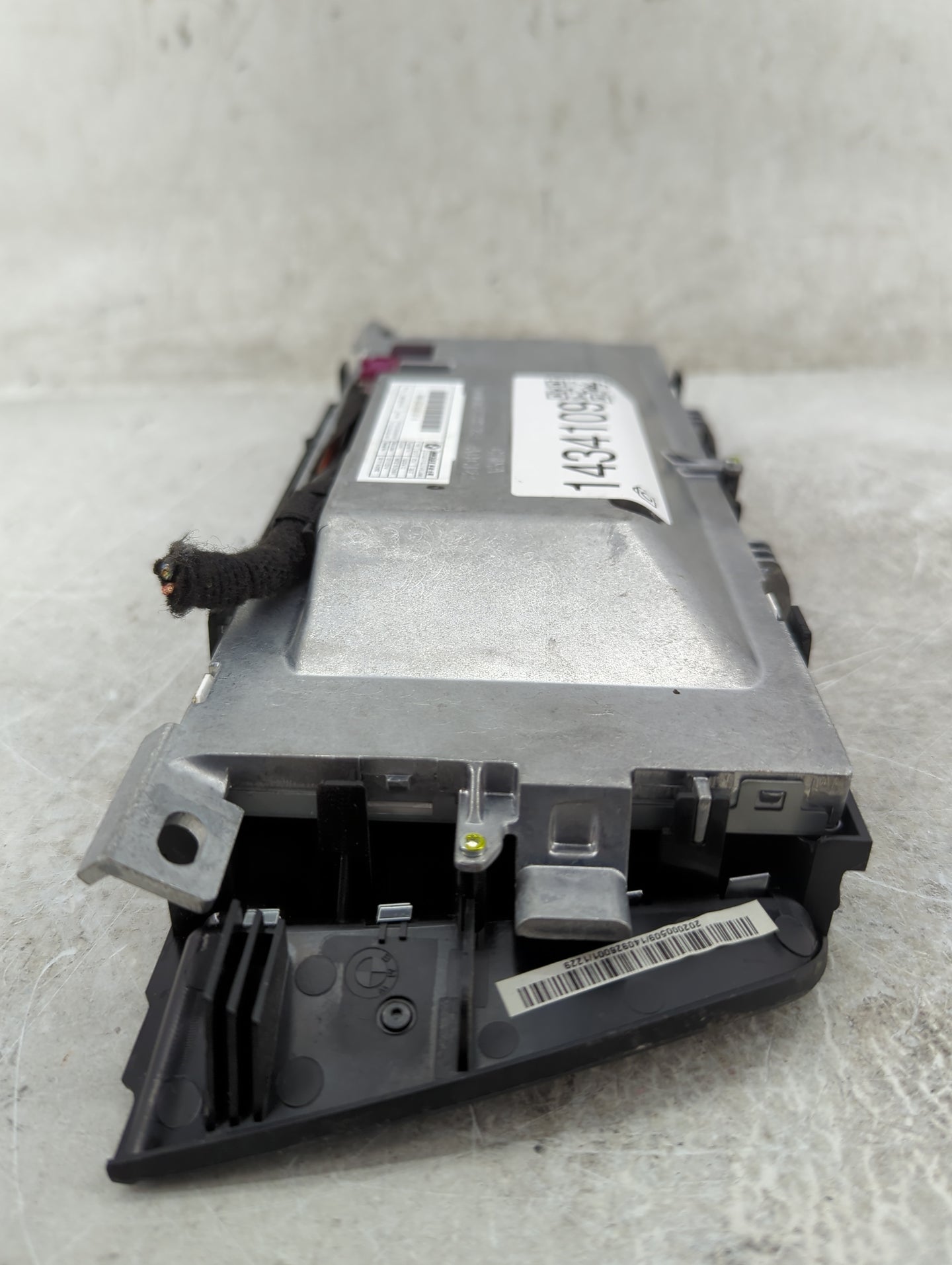 2011-2016 Bmw 535i Information Display Screen - Oemusedautoparts1.com