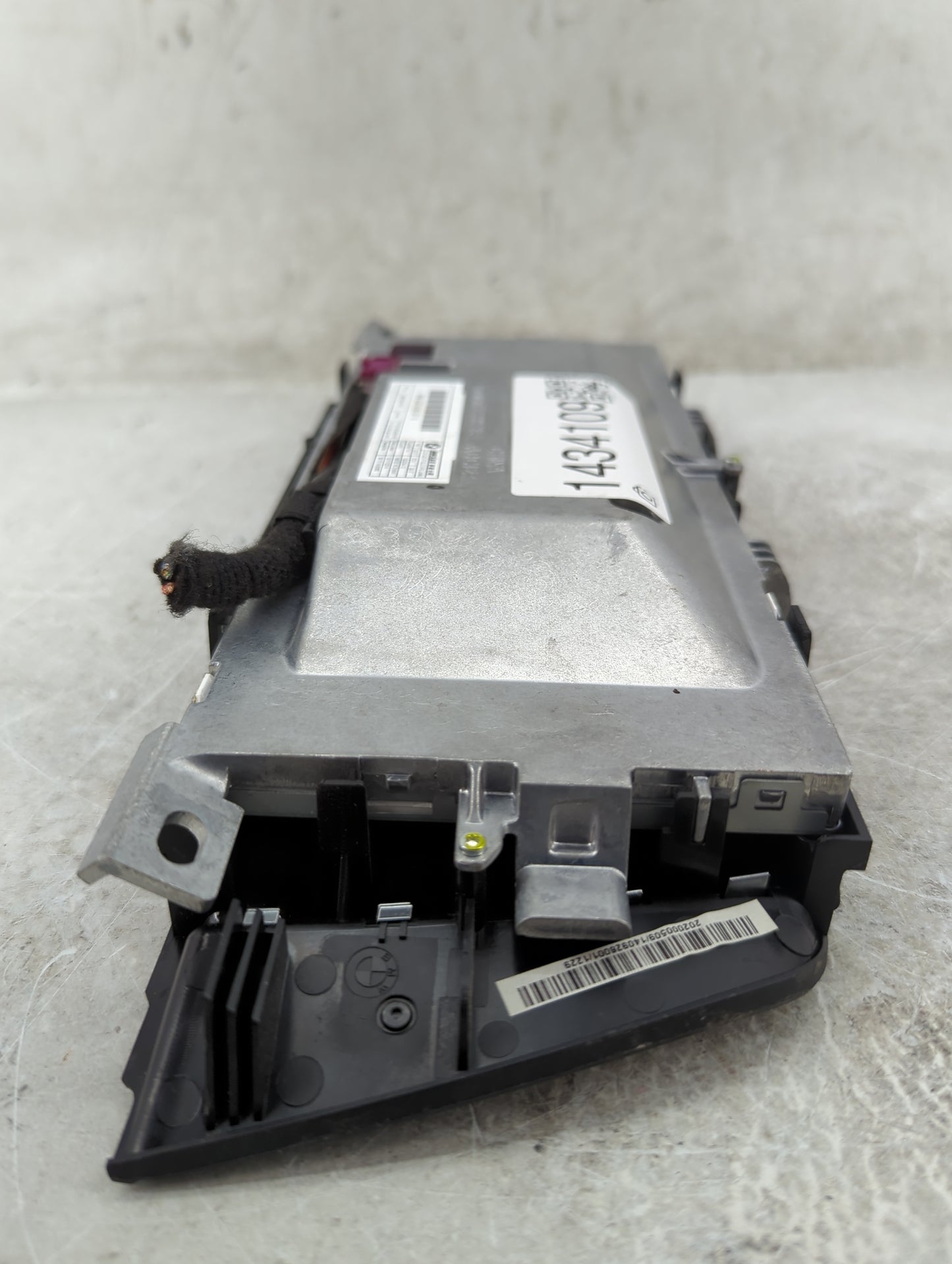 2011-2016 Bmw 535i Information Display Screen - Oemusedautoparts1.com