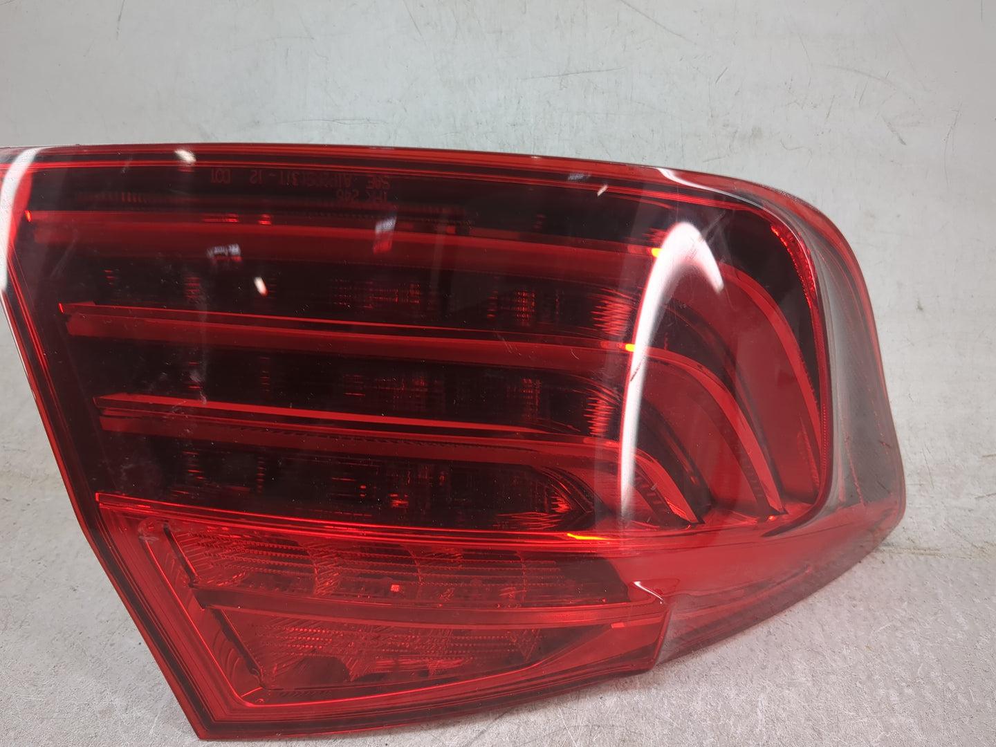 2014-2016 Bmw 535i Tail Light Assembly Driver Left OEM P/N:184080-01 Fits Fits 2014 2015 2016 OEM Used Auto Parts - Oemuseda