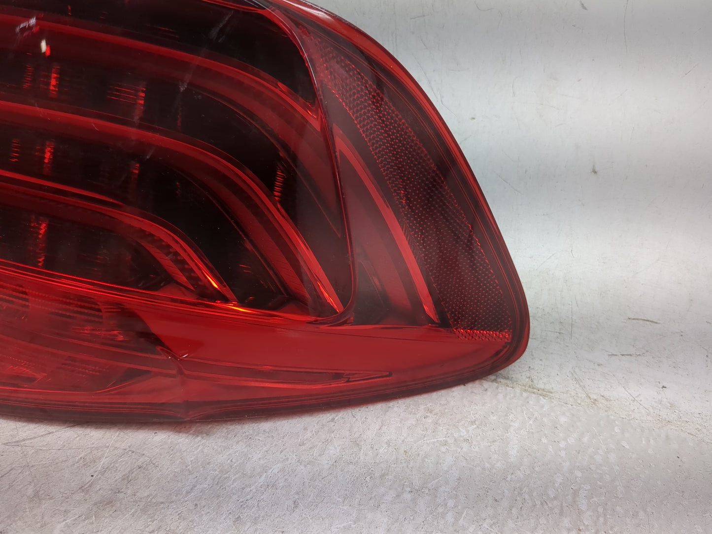 2014-2016 Bmw 535i Tail Light Assembly Driver Left OEM P/N:184080-01 Fits Fits 2014 2015 2016 OEM Used Auto Parts - Oemuseda