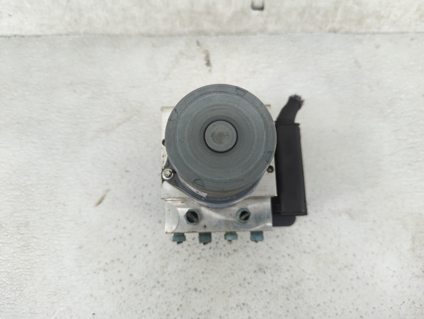 2012-2017 Bmw 535i ABS Pump Control Module Replacement P/N:34516856841-01 269587 Fits Fits 2012 2013 2014 2015 2016 2017 201