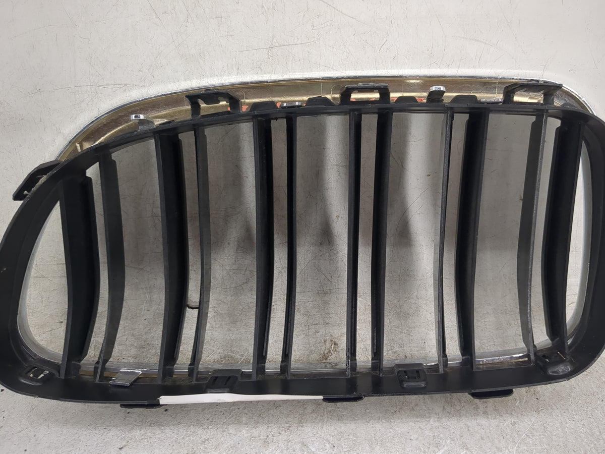 2014-2016 Bmw 535i Front Grille Bumper Not Included 1459948 - Oemusedautoparts1.com