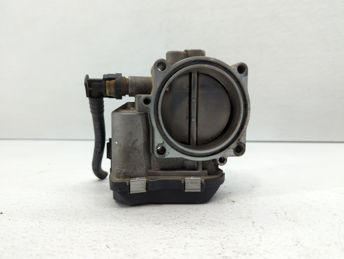 2010-2017 Bmw 535i Throttle Body P/N:1354 7597871-03 1354 7597871-01 Fits OEM Used Auto Parts - Oemusedautoparts1.com