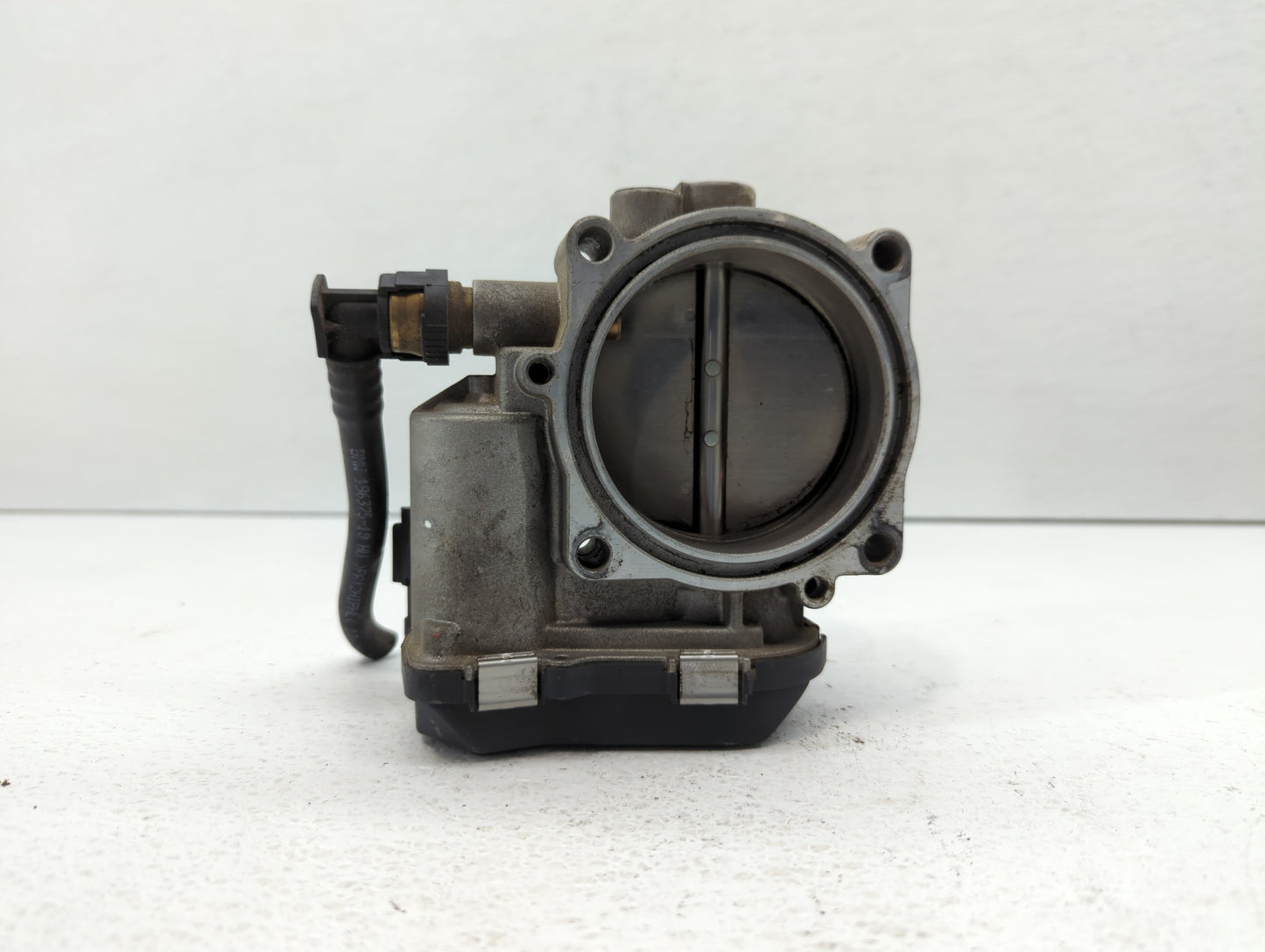 2010-2017 Bmw 535i Throttle Body P/N:1354 7597871-03 1354 7597871-01 Fits OEM Used Auto Parts - Oemusedautoparts1.com