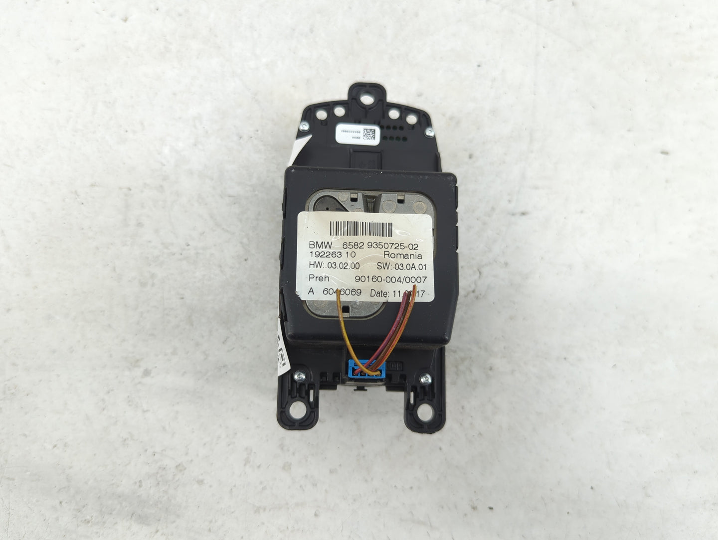 2015 Bmw 640i Radio AM FM Cd Player Receiver Replacement P/N:65829350725-02 Fits OEM Used Auto Parts - Oemusedautoparts1.com