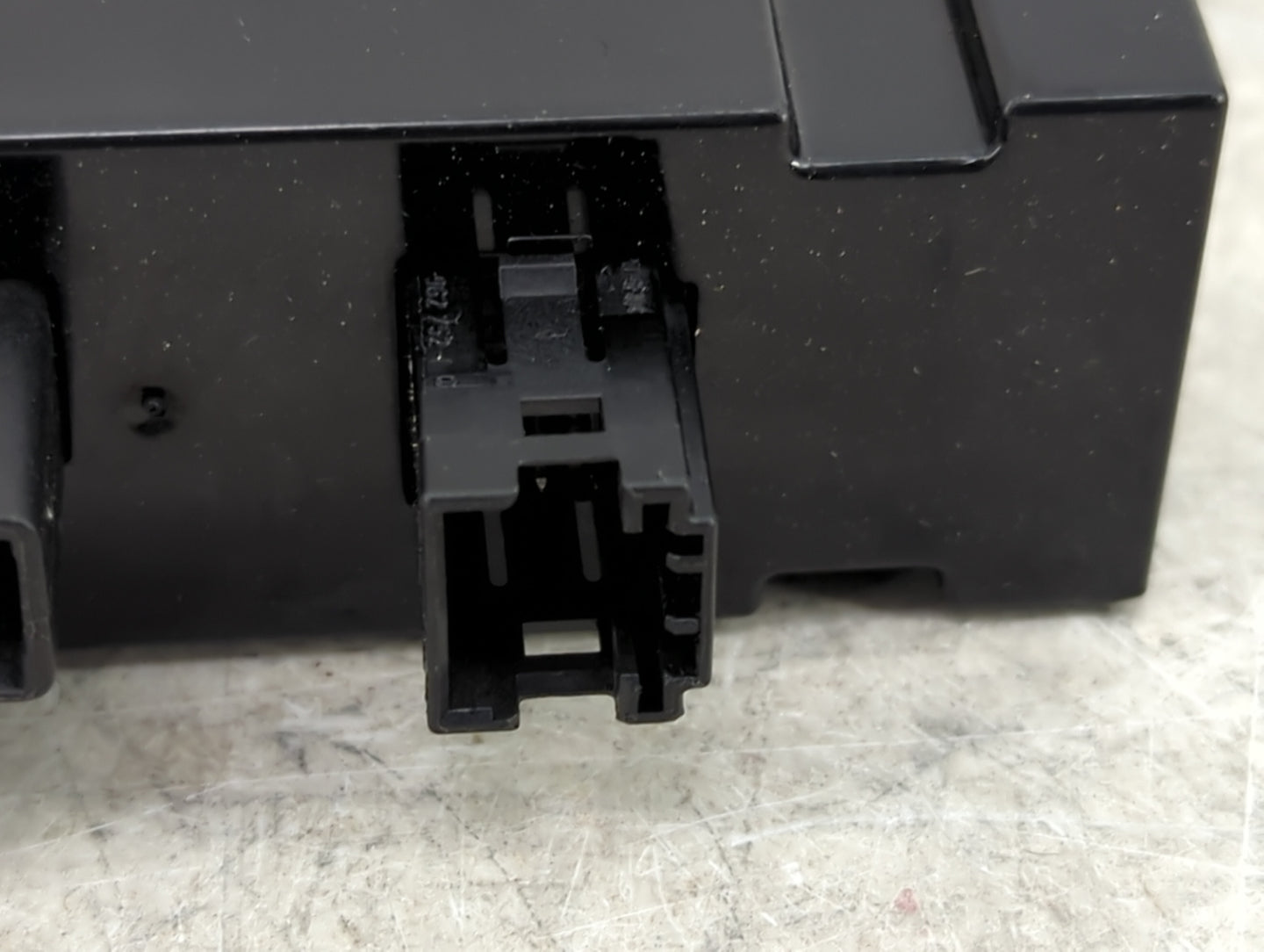 2015 Bmw 740 Electric-hybrid Control Module - Oemusedautoparts1.com
