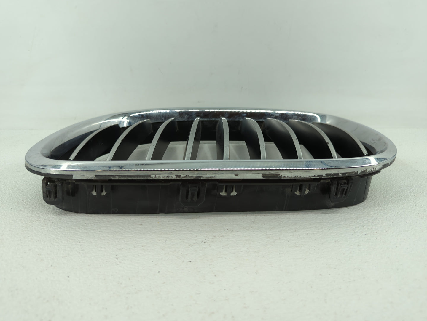 2013-2015 Bmw 740i Front Grille Bumper Not Included - Oemusedautoparts1.com