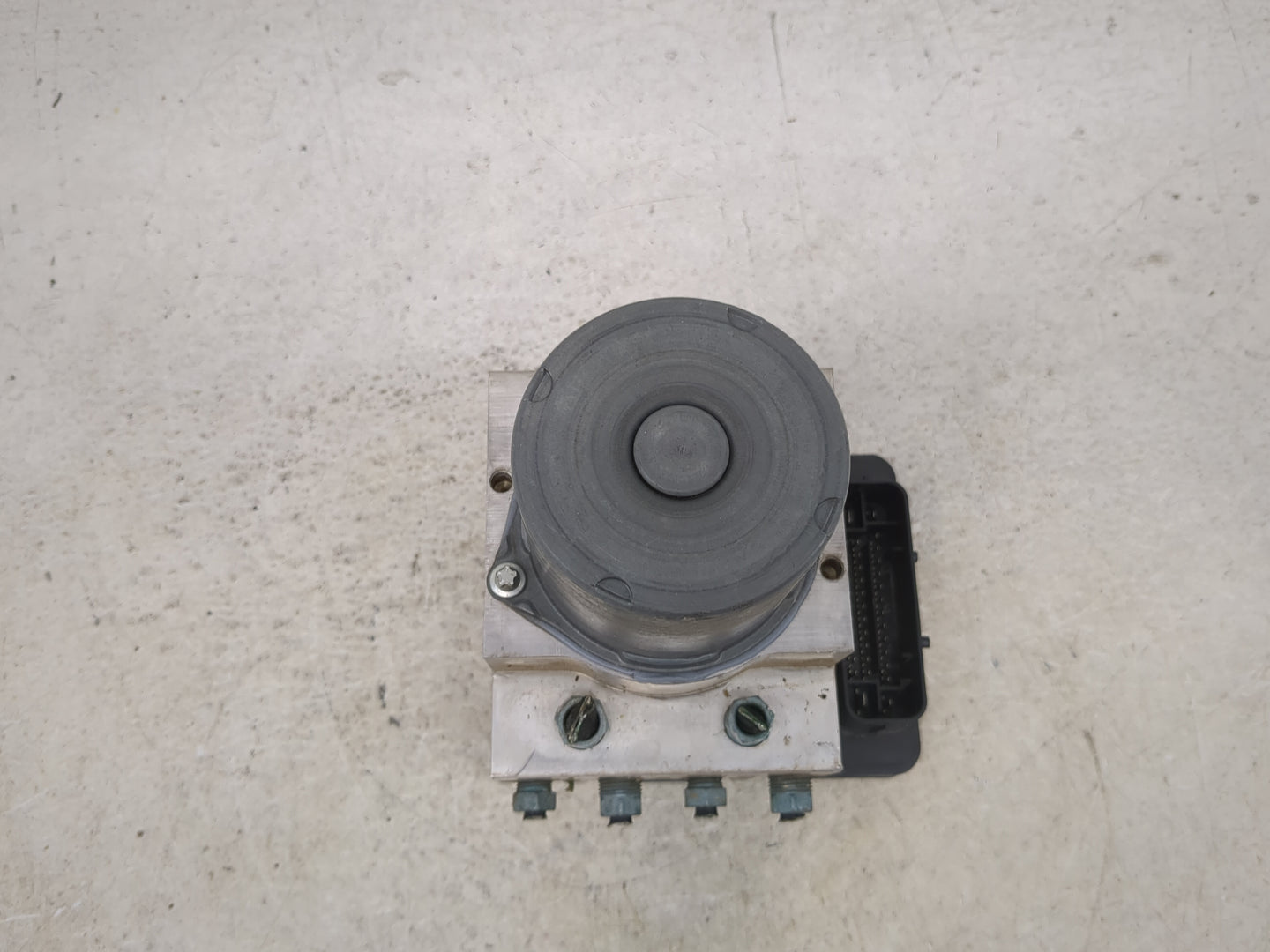 2015 Bmw 740li ABS Pump Control Module Replacement P/N:3451 6856841-01 0 265 244 301 Fits Fits 2012 2013 2014 2016 2017 2018