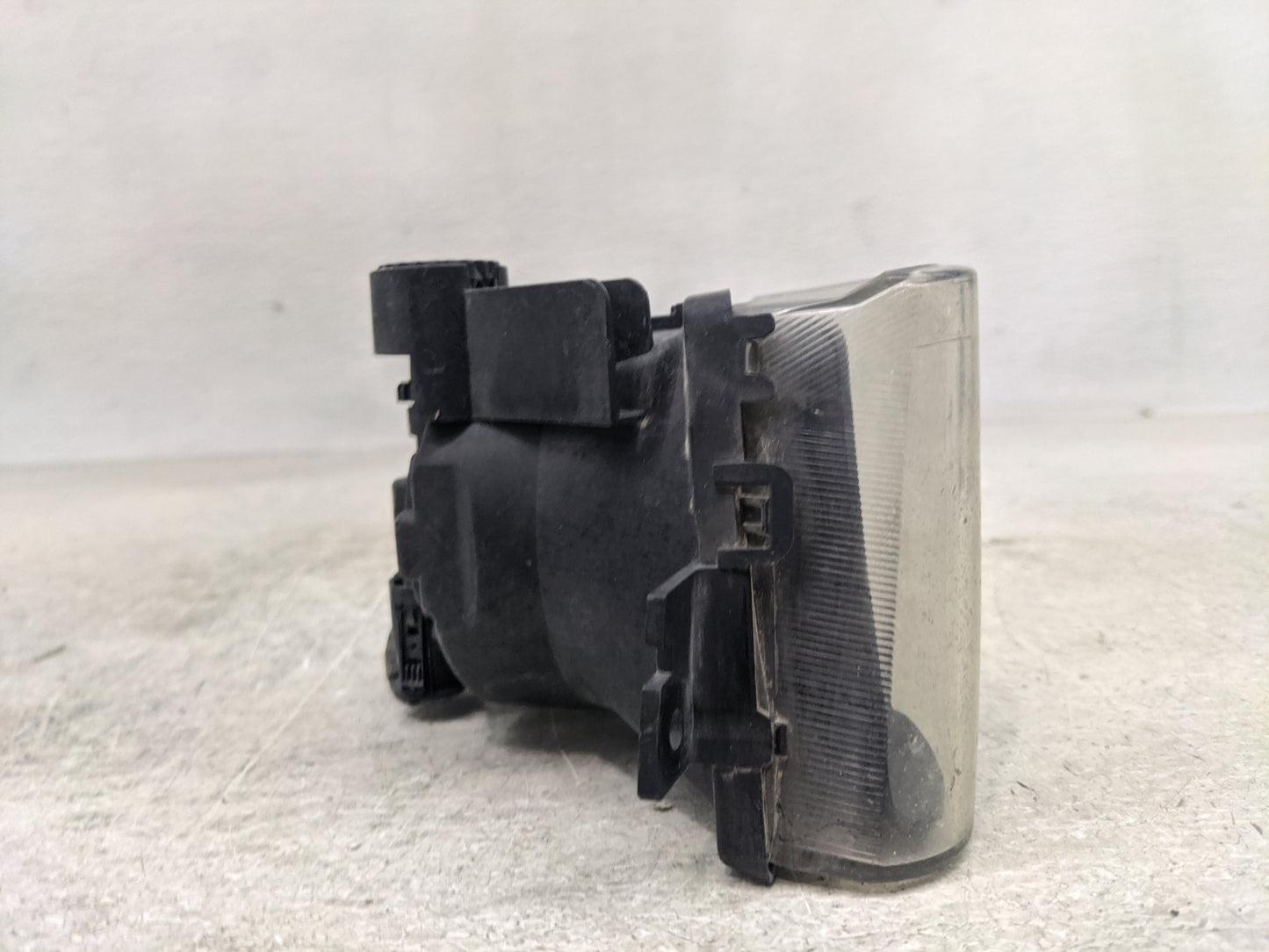 2009-2015 Bmw 750i Driver Left Oem Fog Light Lamp - Oemusedautoparts1.com