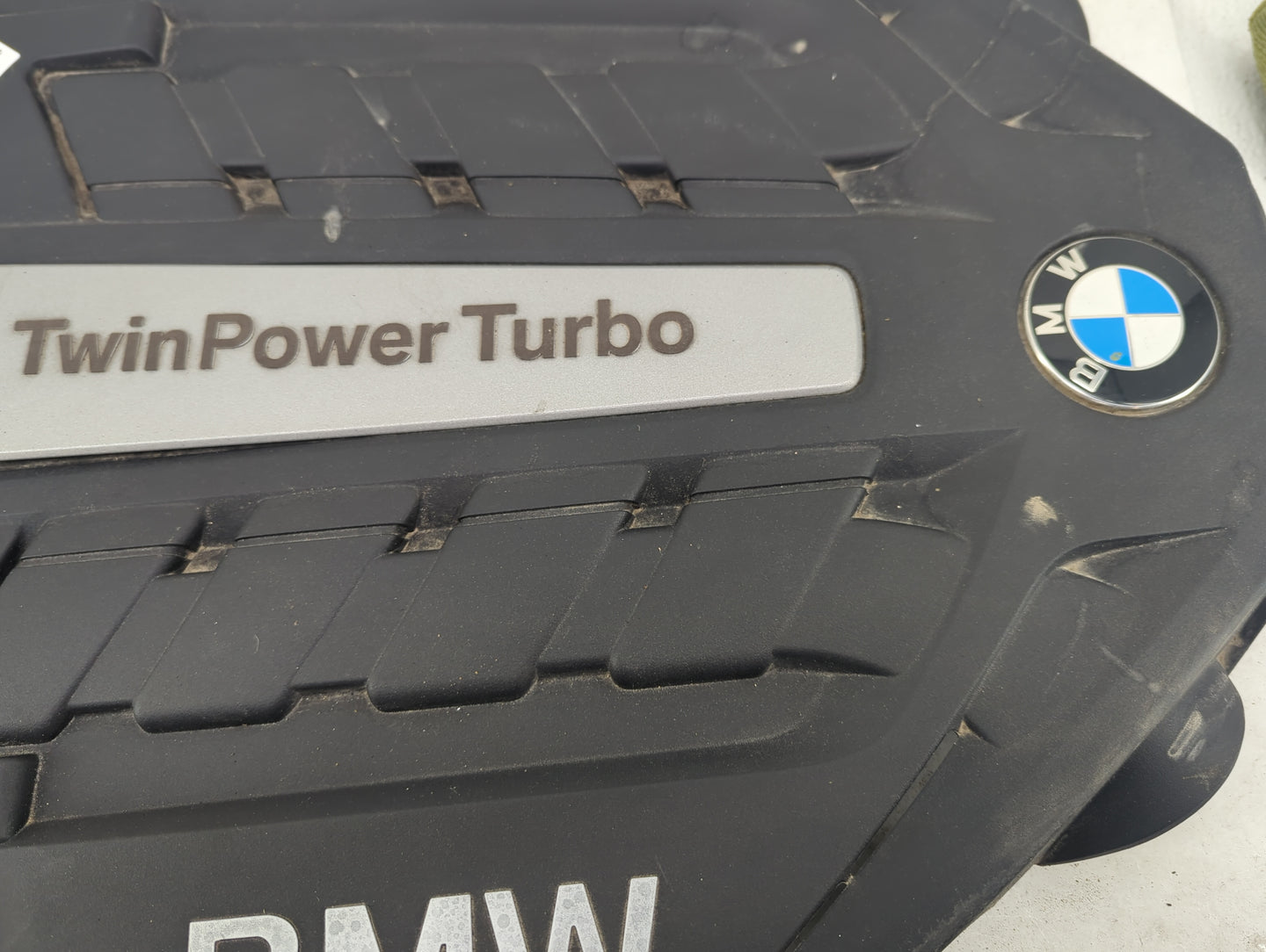 2015 Bmw 750i Engine Cover - Oemusedautoparts1.com