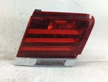 2013-2015 Bmw 750i Tail Light Assembly Passenger Right OEM P/N:7300272 Fits Fits 2013 2014 2015 OEM Used Auto Parts - Oemuse