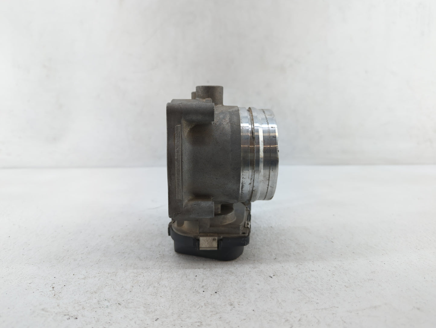 2015 Bmw 7 Series Throttle Body P/N:A2C83786800 A2C53356724, 7597871 Fits Fits 2010 2011 2012 2013 2014 2016 2017 2018 2019 