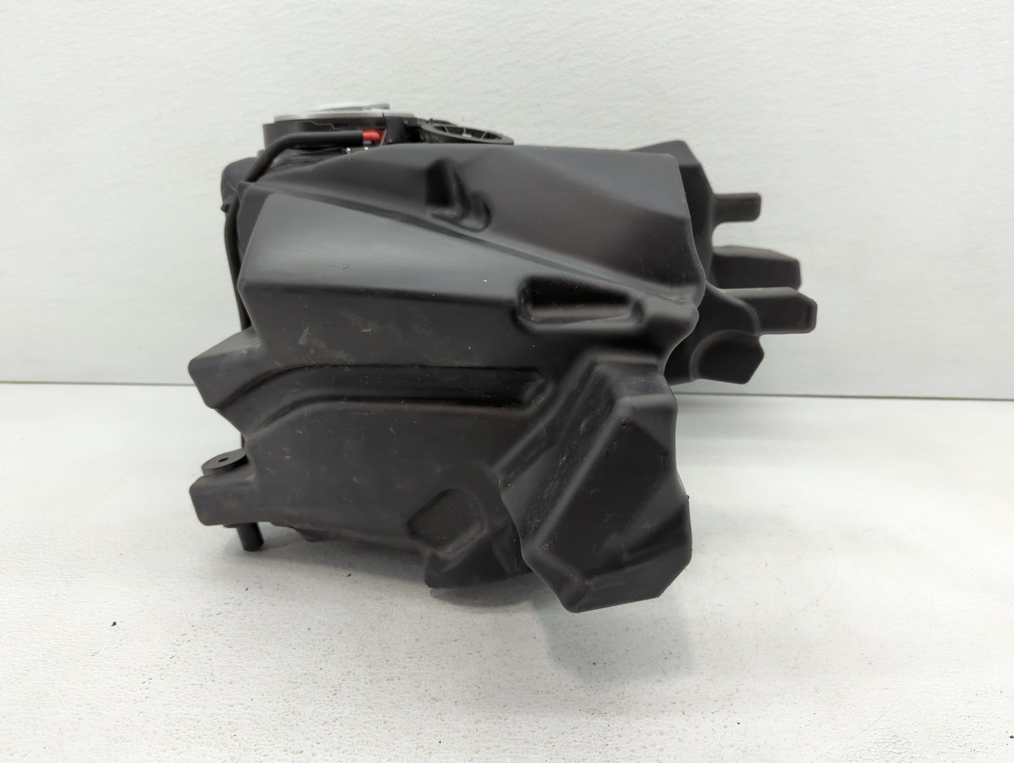 2015 Bmw K 1600 Gt Motorcycle Fuel Gas Petrol Tank Black - Oemusedautoparts1.com
