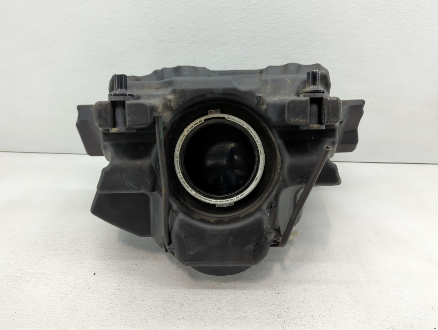 2015 Bmw K 1600 Gt Motorcycle Fuel Gas Petrol Tank Black - Oemusedautoparts1.com