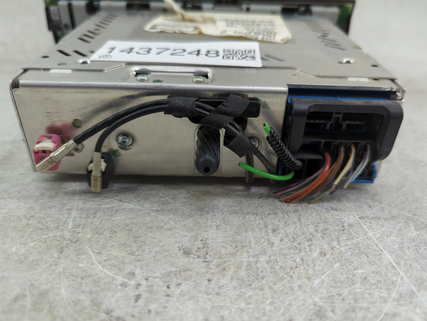 2015 Bmw X1 Radio AM FM Cd Player Receiver Replacement P/N:9343213-02 VD103562ESSION/CD, A2C92477101 Fits OEM Used Auto Part