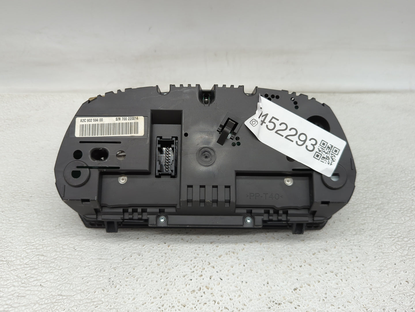 2013-2015 Bmw X1 Instrument Cluster Speedometer Gauges P/N:9316148-01 A2C90259400 Fits OEM Used Auto Parts - Oemusedautopart