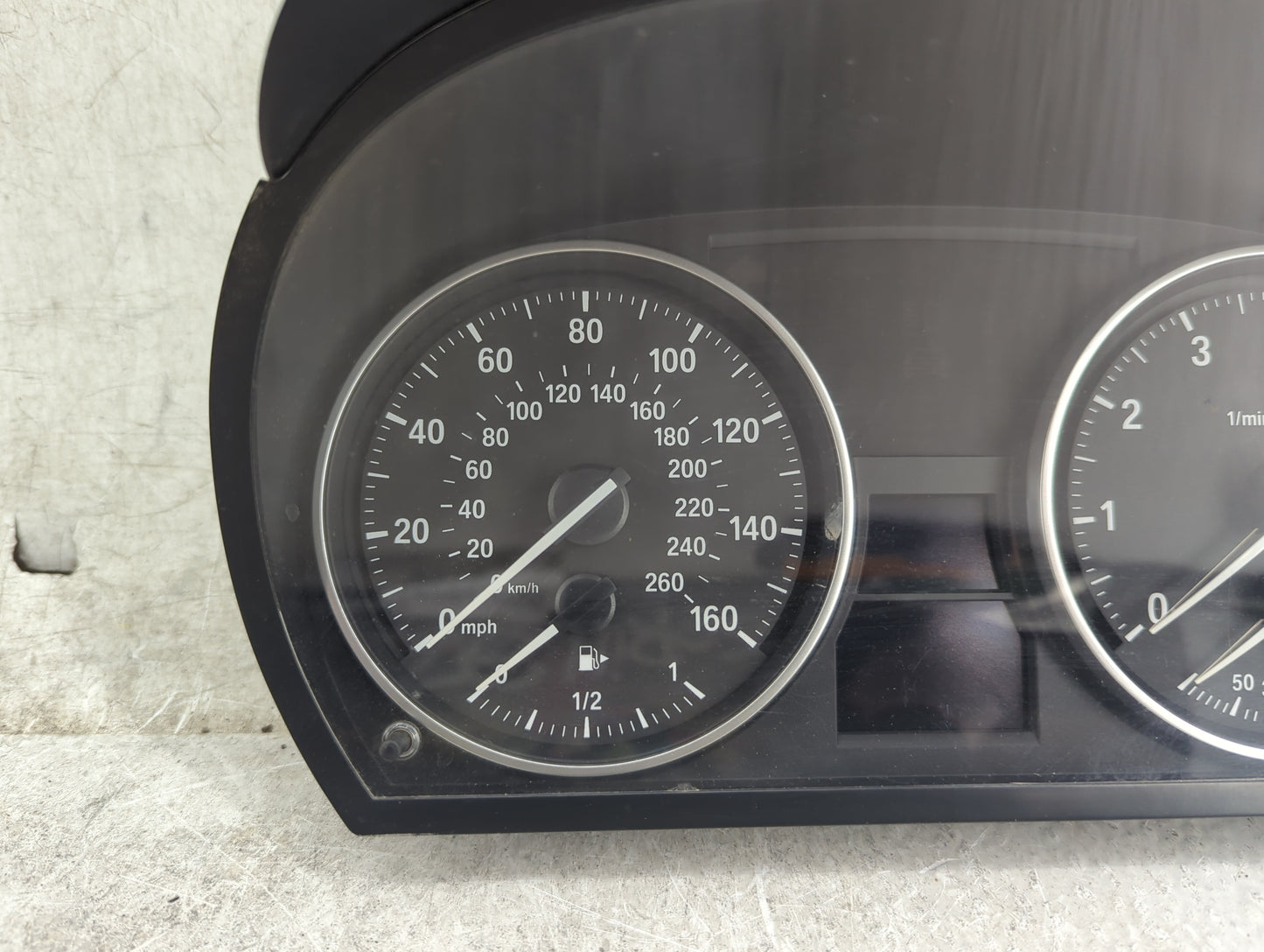 2013-2015 Bmw X1 Instrument Cluster Speedometer Gauges P/N:9316148-01 A2C90259400 Miles:123K Fits OEM Used Auto Parts - Oemu