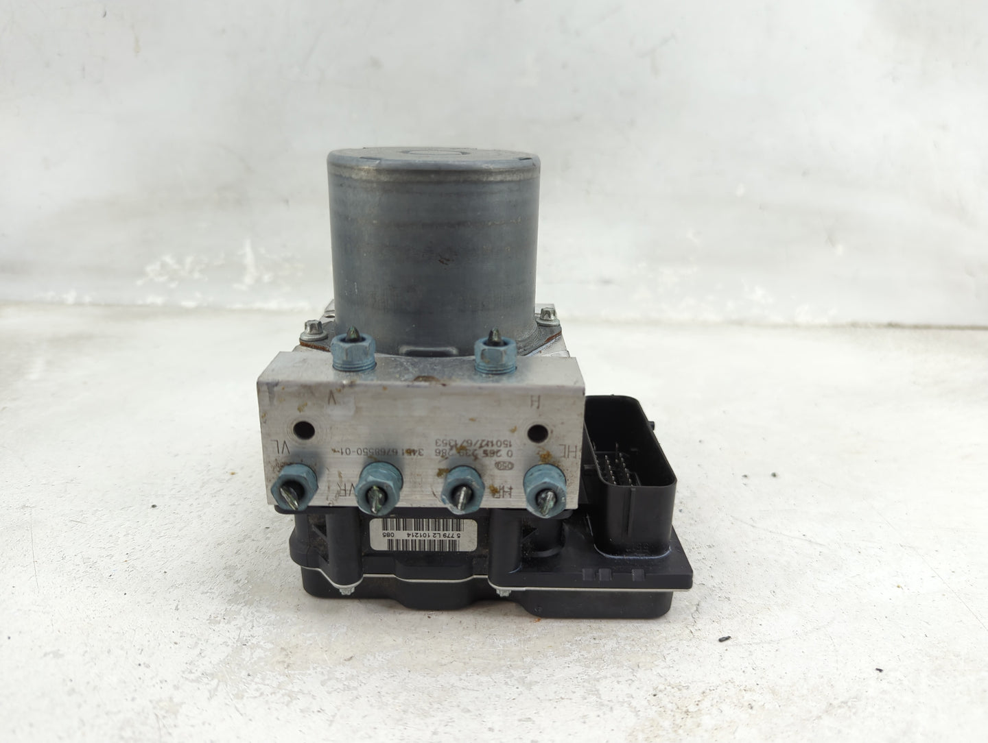 2013-2015 Bmw X1 ABS Pump Control Module Replacement P/N:0265239786 34516865550-01, 8763210121400 Fits Fits 2013 2014 2015 O