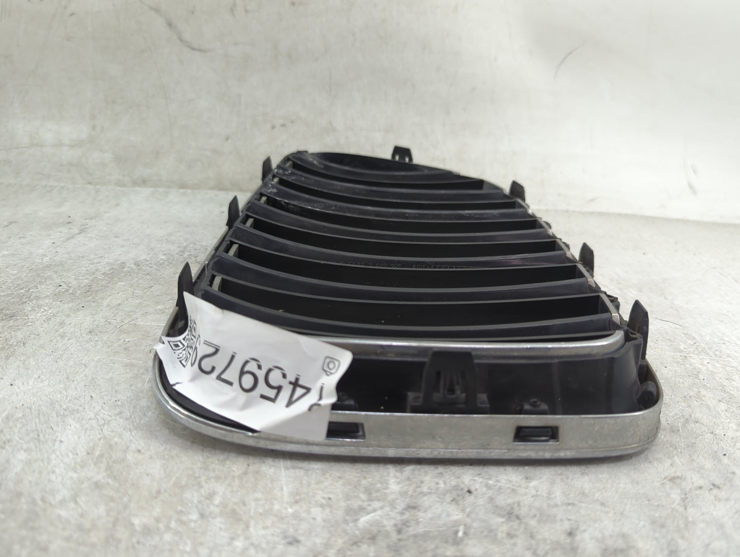 2013-2015 Bmw X1 Front Grille Bumper Not Included 1459729 - Oemusedautoparts1.com