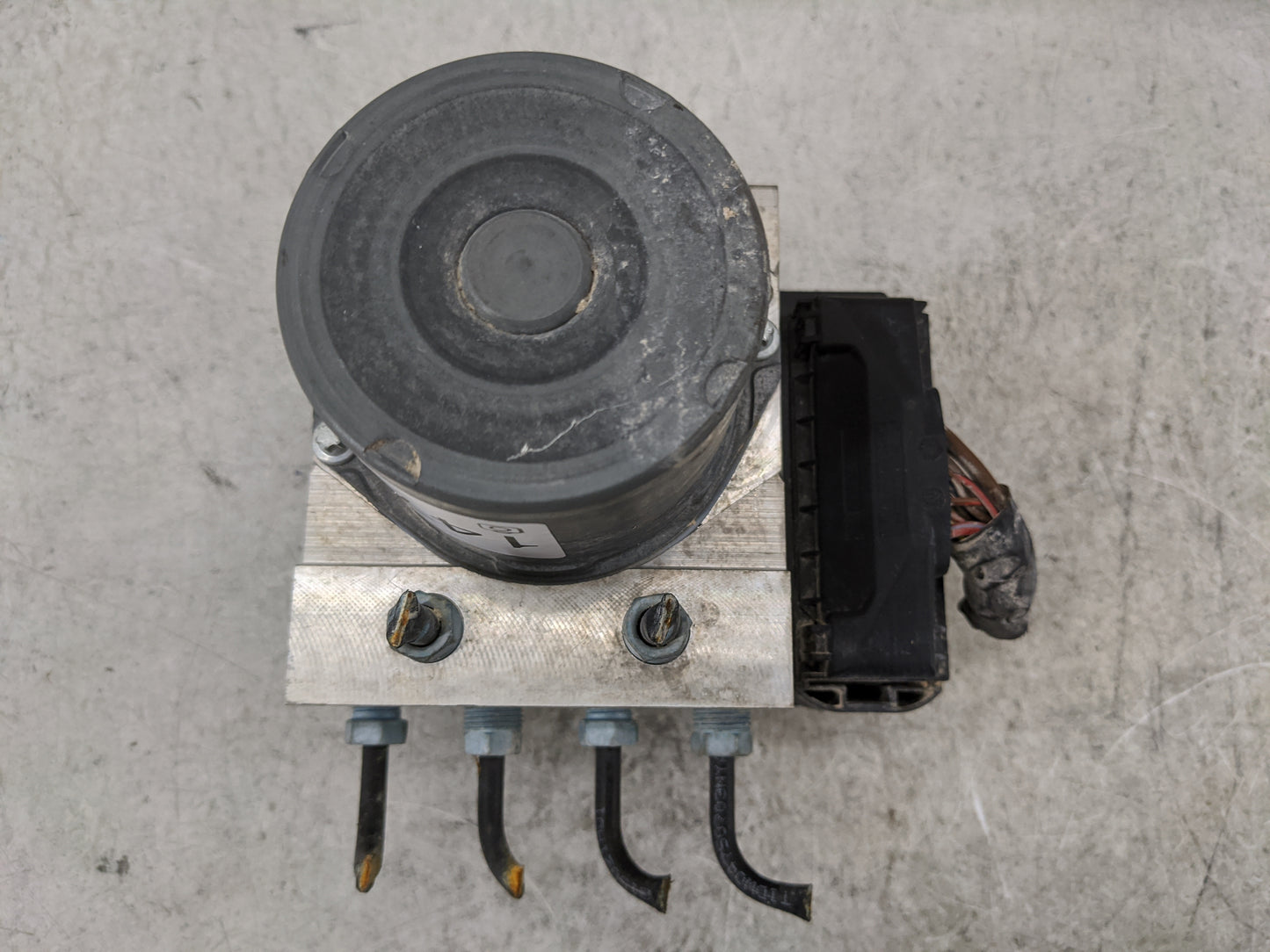 2013-2015 Bmw X1 ABS Pump Control Module Replacement P/N:0265951974 0265234866, 34516860214-01 Fits Fits 2013 2014 2015 OEM 