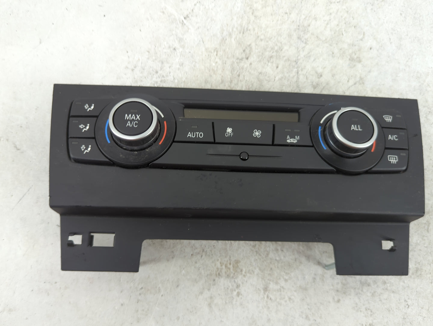 2012-2015 Bmw X1 Climate Control Module Temperature AC/Heater Replacement P/N:9292263-04 A2C80942105 Fits OEM Used Auto Part