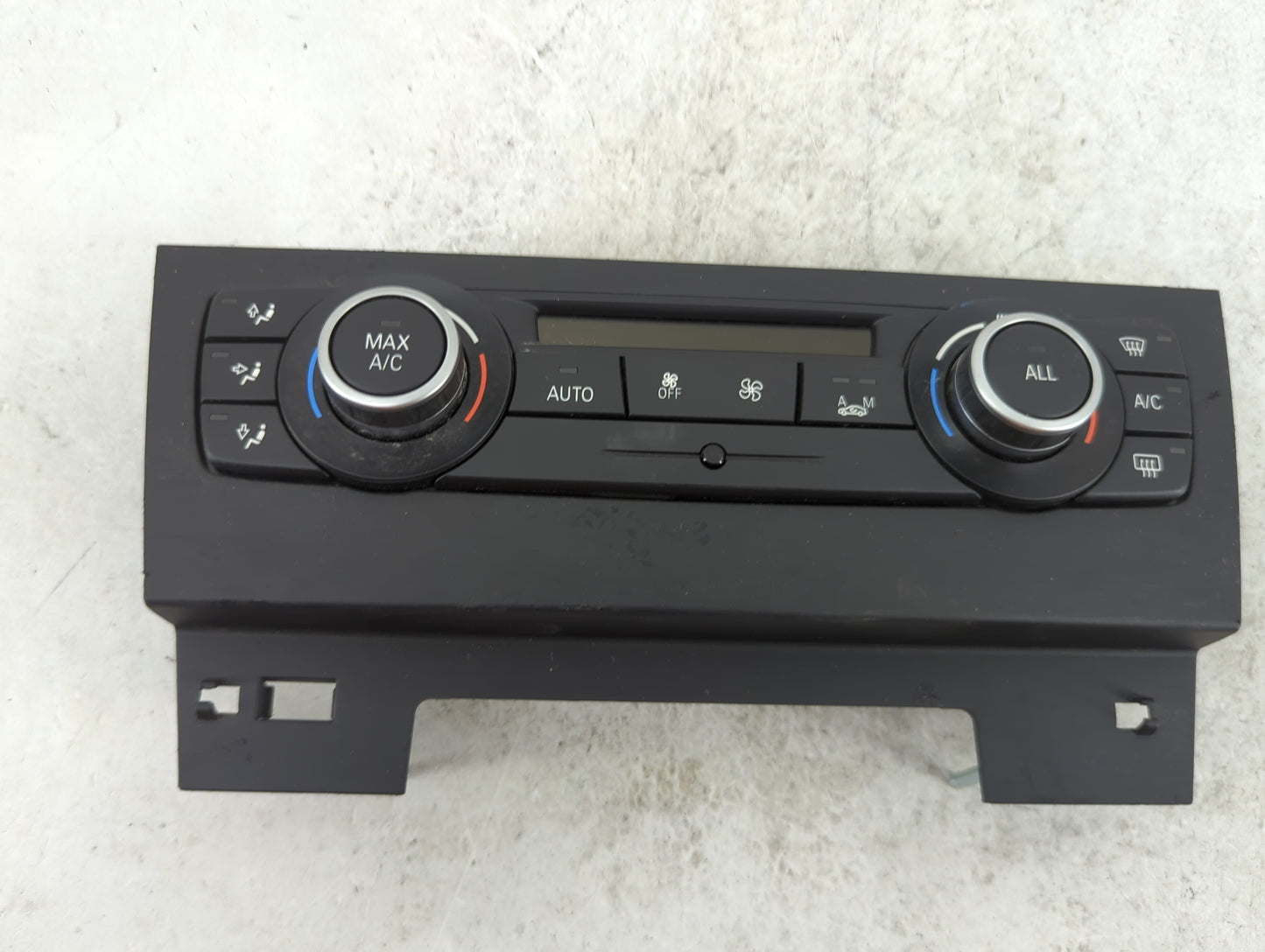 2012-2015 Bmw X1 Climate Control Module Temperature AC/Heater Replacement P/N:9292263-04 A2C80942105 Fits OEM Used Auto Part