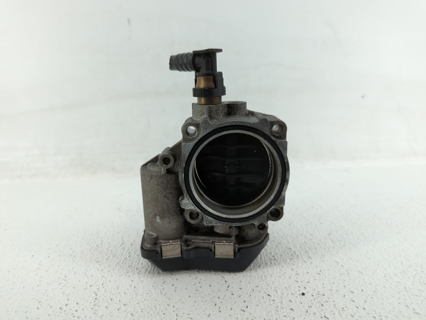 2012-2015 Bmw X1 Throttle Body P/N:1354 7588625-03 1354 7588625 Fits Fits 2012 2013 2014 2015 2016 2017 2018 OEM Used Auto P
