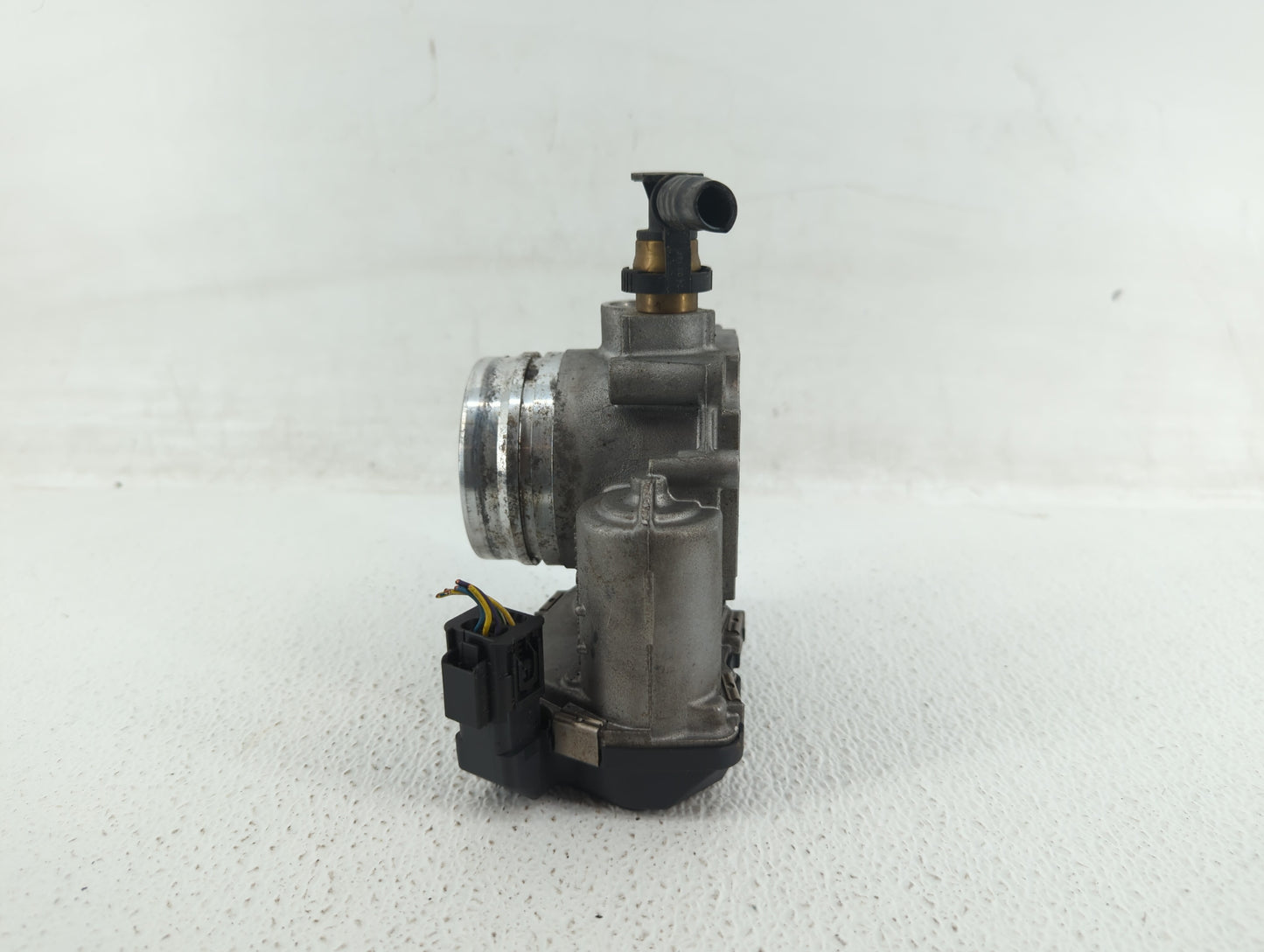 2012-2015 Bmw X1 Throttle Body P/N:1354 7588625-04 1354 7588625-03 Fits Fits 2012 2013 2014 2015 2016 2017 2018 OEM Used Aut