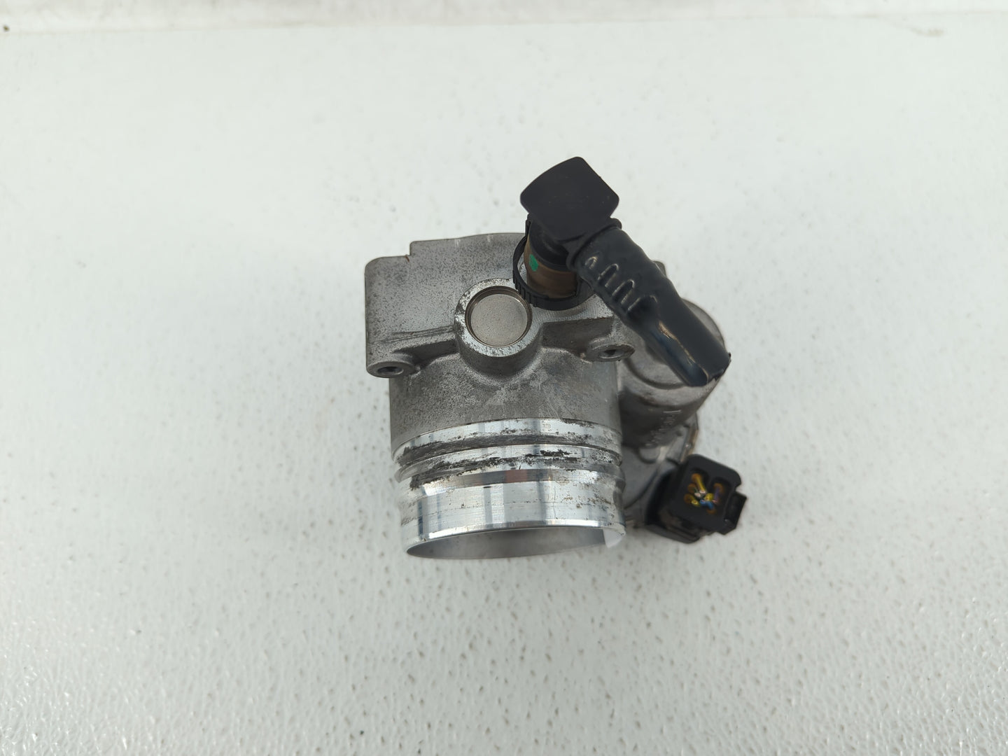2012-2015 Bmw X1 Throttle Body P/N:1354 7588625-04 1354 7588625-03 Fits Fits 2012 2013 2014 2015 2016 2017 2018 OEM Used Aut