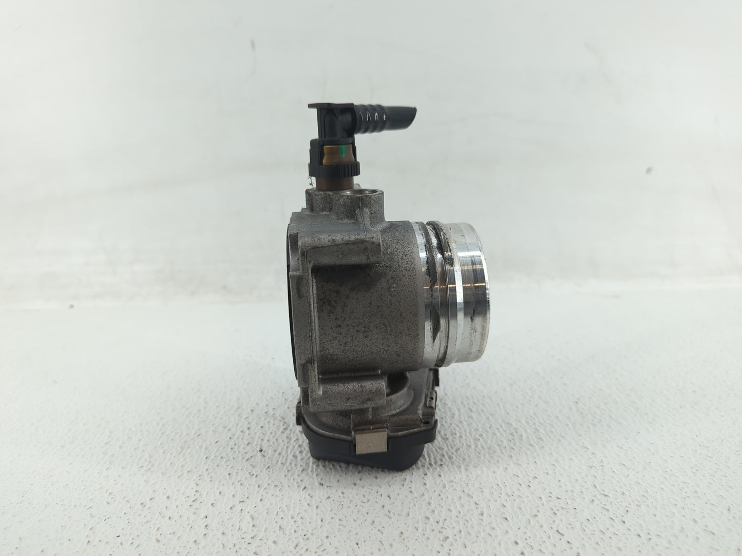 2012-2015 Bmw X1 Throttle Body P/N:1354 7588625-04 1354 7588625-03 Fits Fits 2012 2013 2014 2015 2016 2017 2018 OEM Used Aut