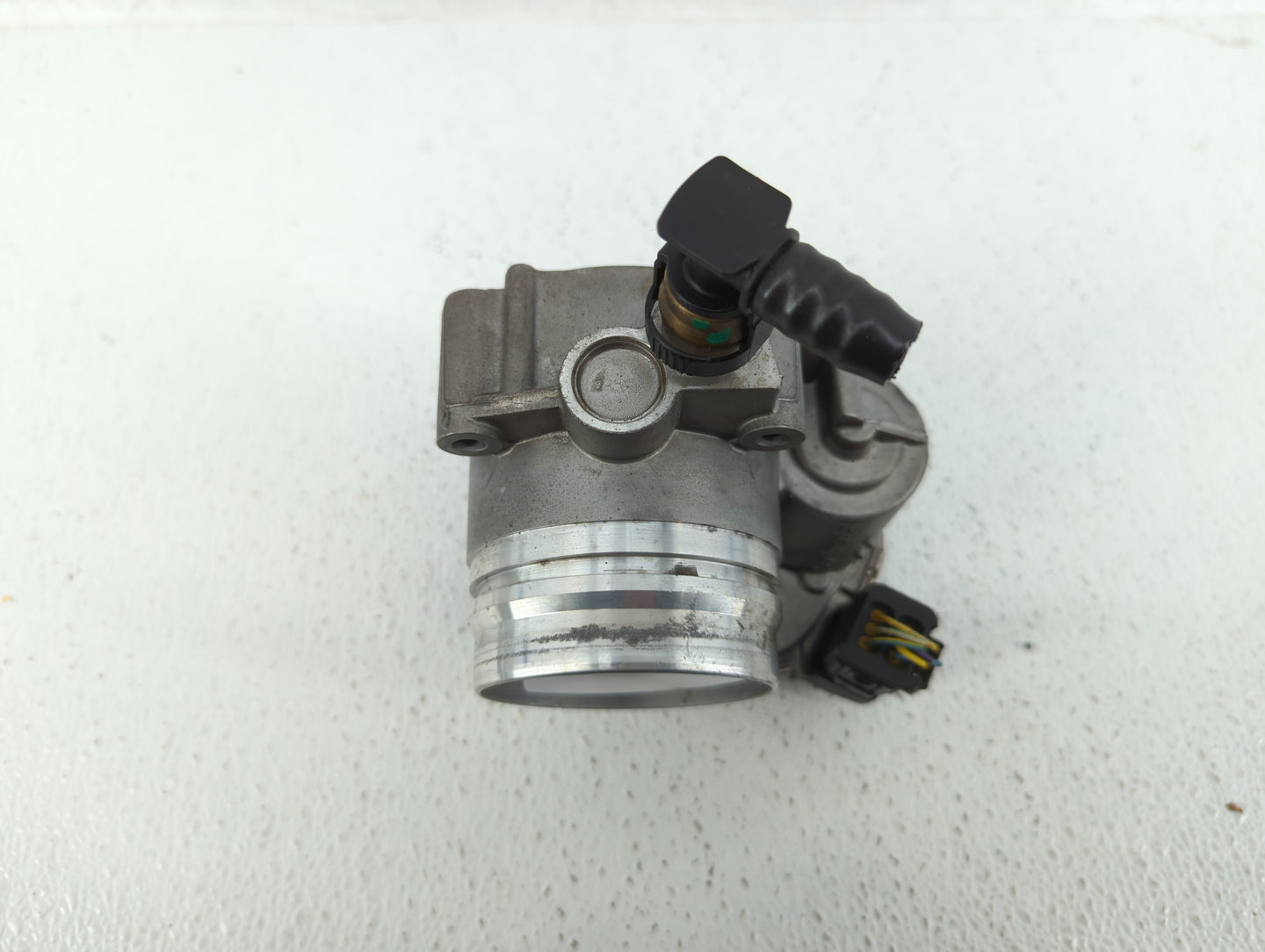 2012-2015 Bmw X1 Throttle Body P/N:1354 7588625-02 1354 7588625-03, 1354 7588625 Fits Fits 2012 2013 2014 2015 2016 2017 201